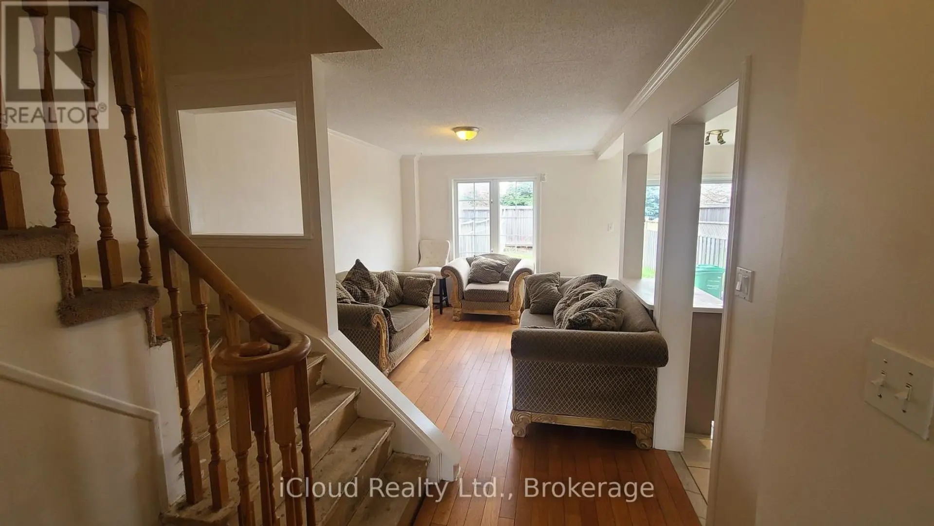 126 TWIN PINES CRESCENT - Image 5