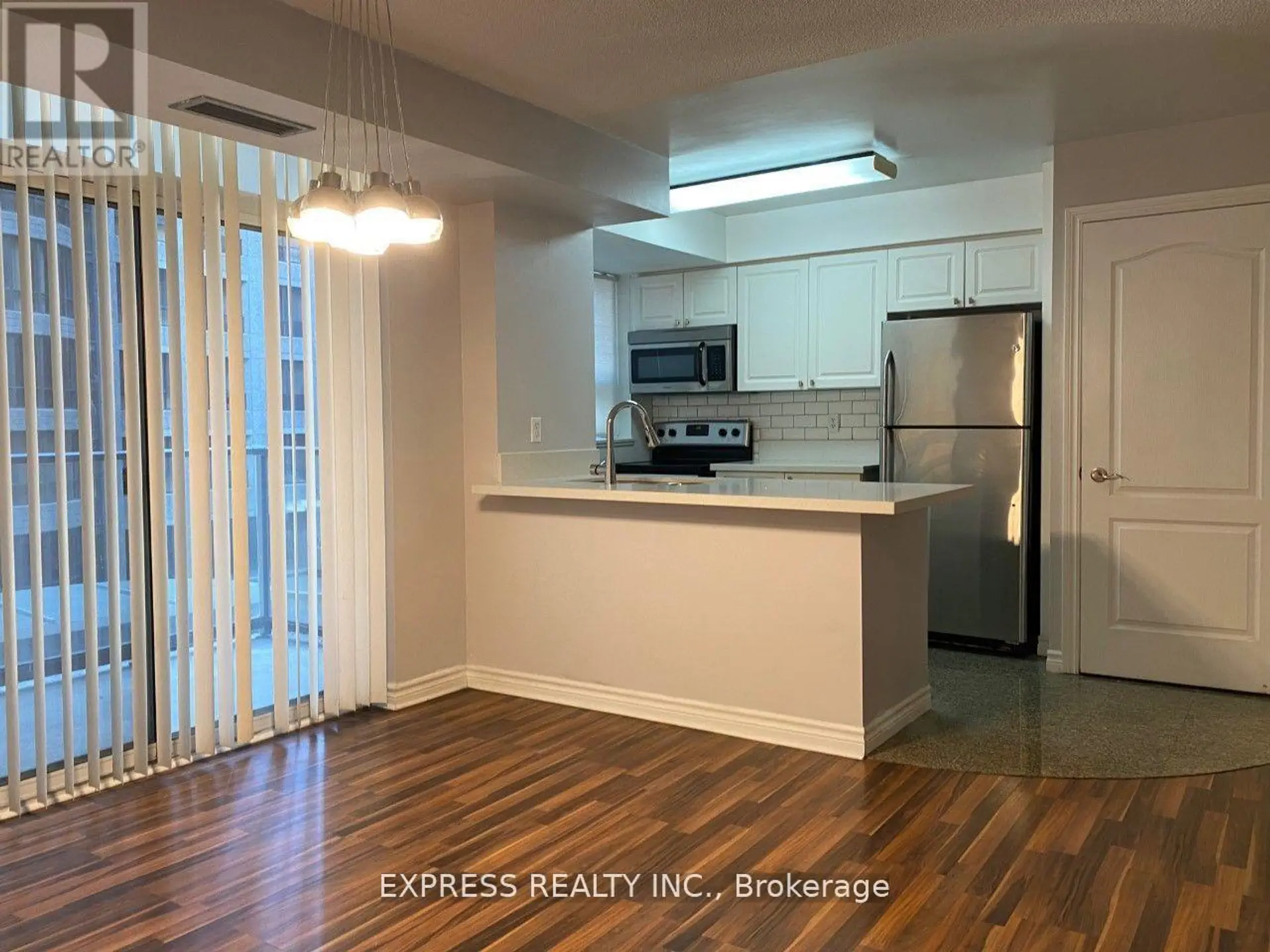 #407 30 HAYDEN STREET - Image 4