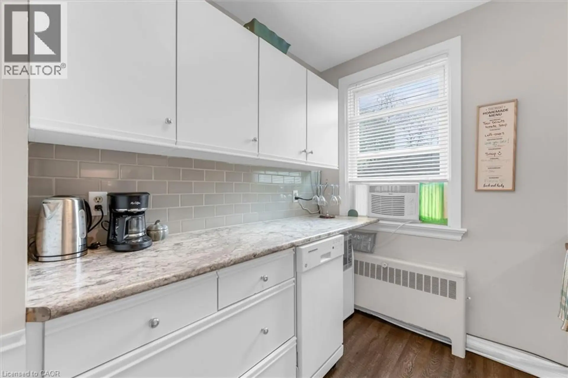 #14 4 ROBINSON Street - Image 9