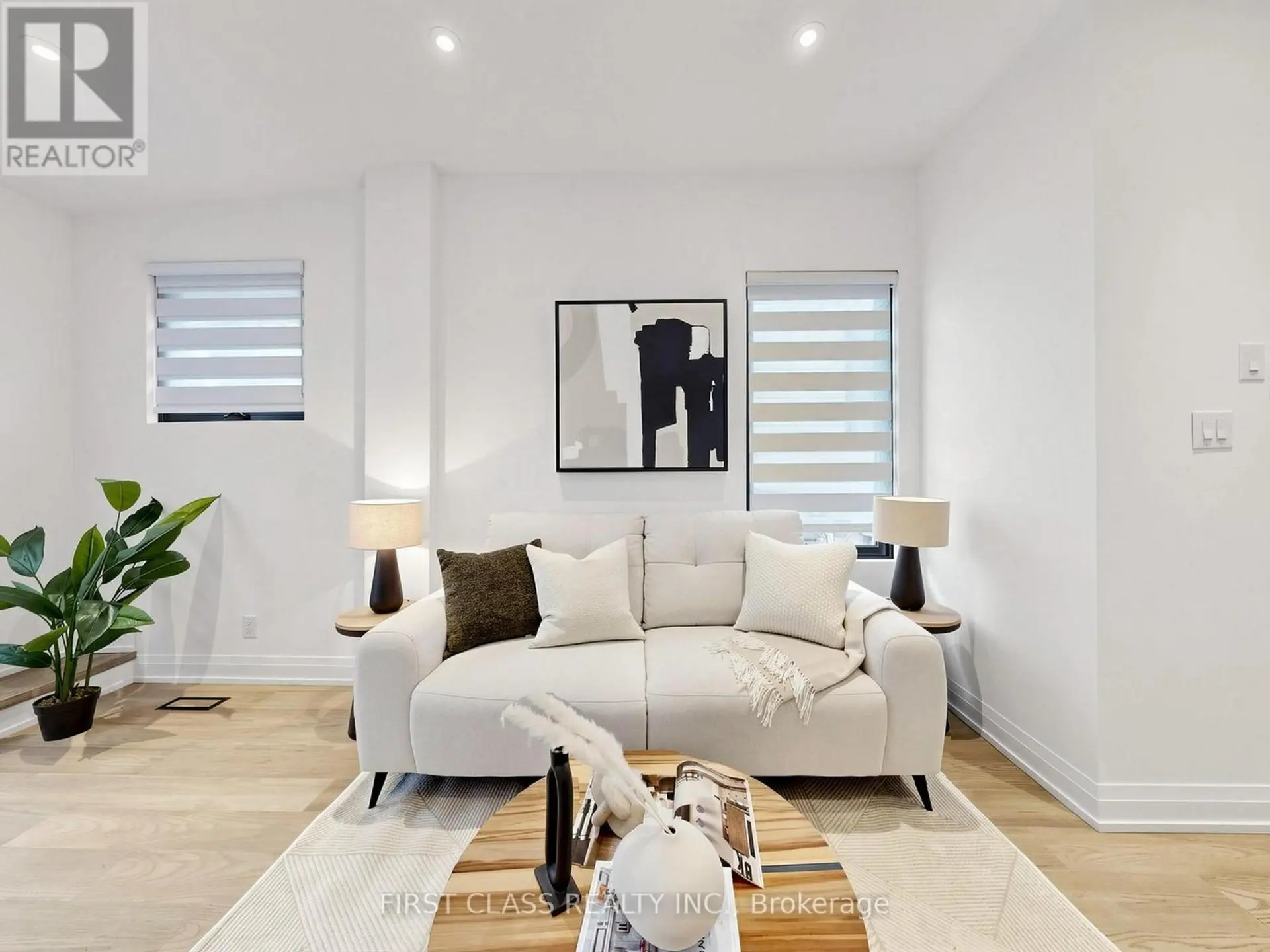 174 MANNING AVENUE - Image 4