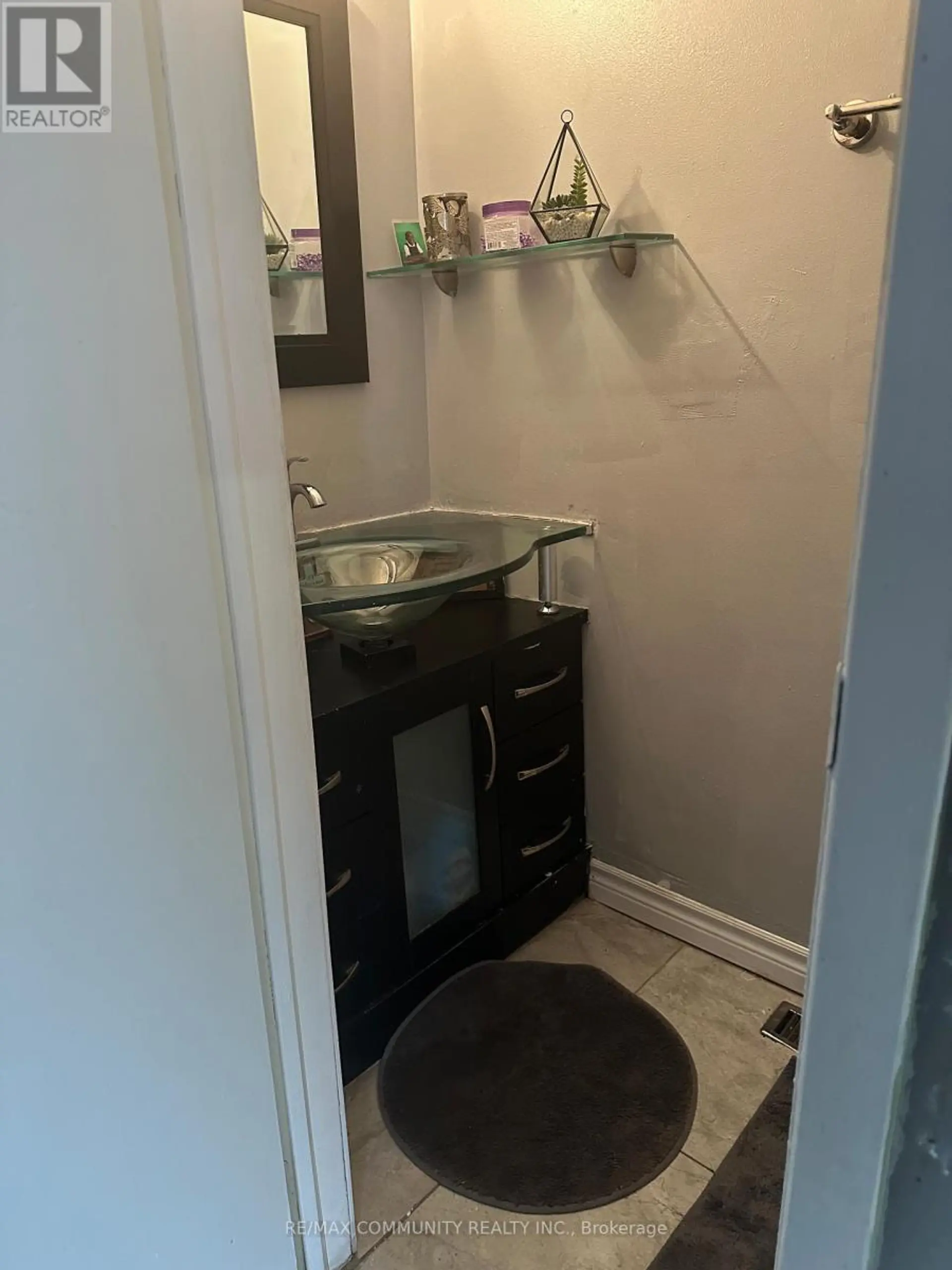 53 LADY BOWER CRESCENT - Image 6