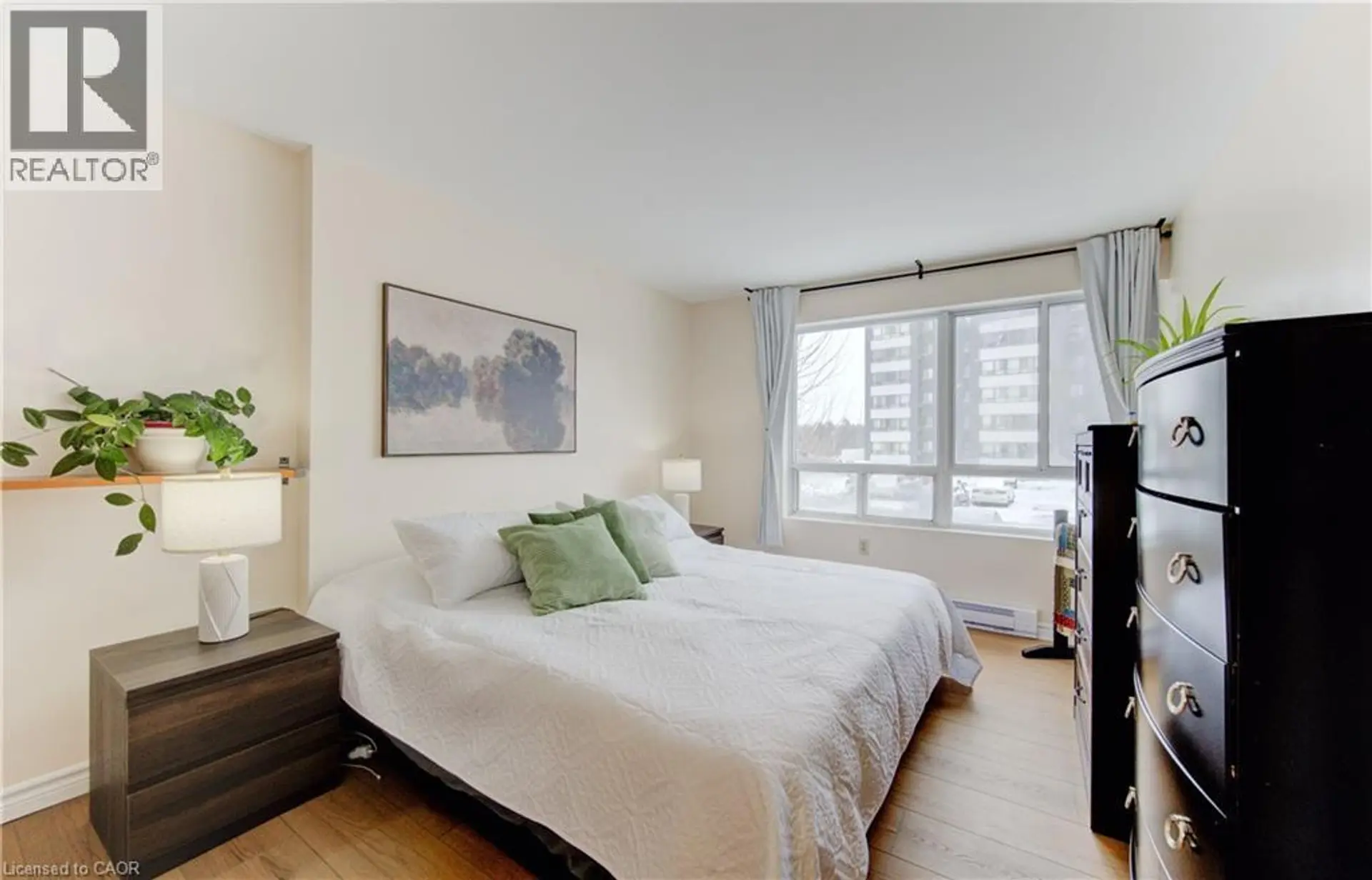 #204 65 HIGHLAND Crescent - Image 8