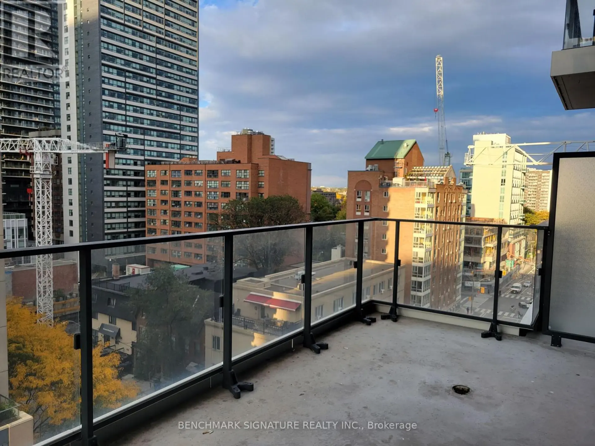 #911 77 SHUTER STREET - Image 1
