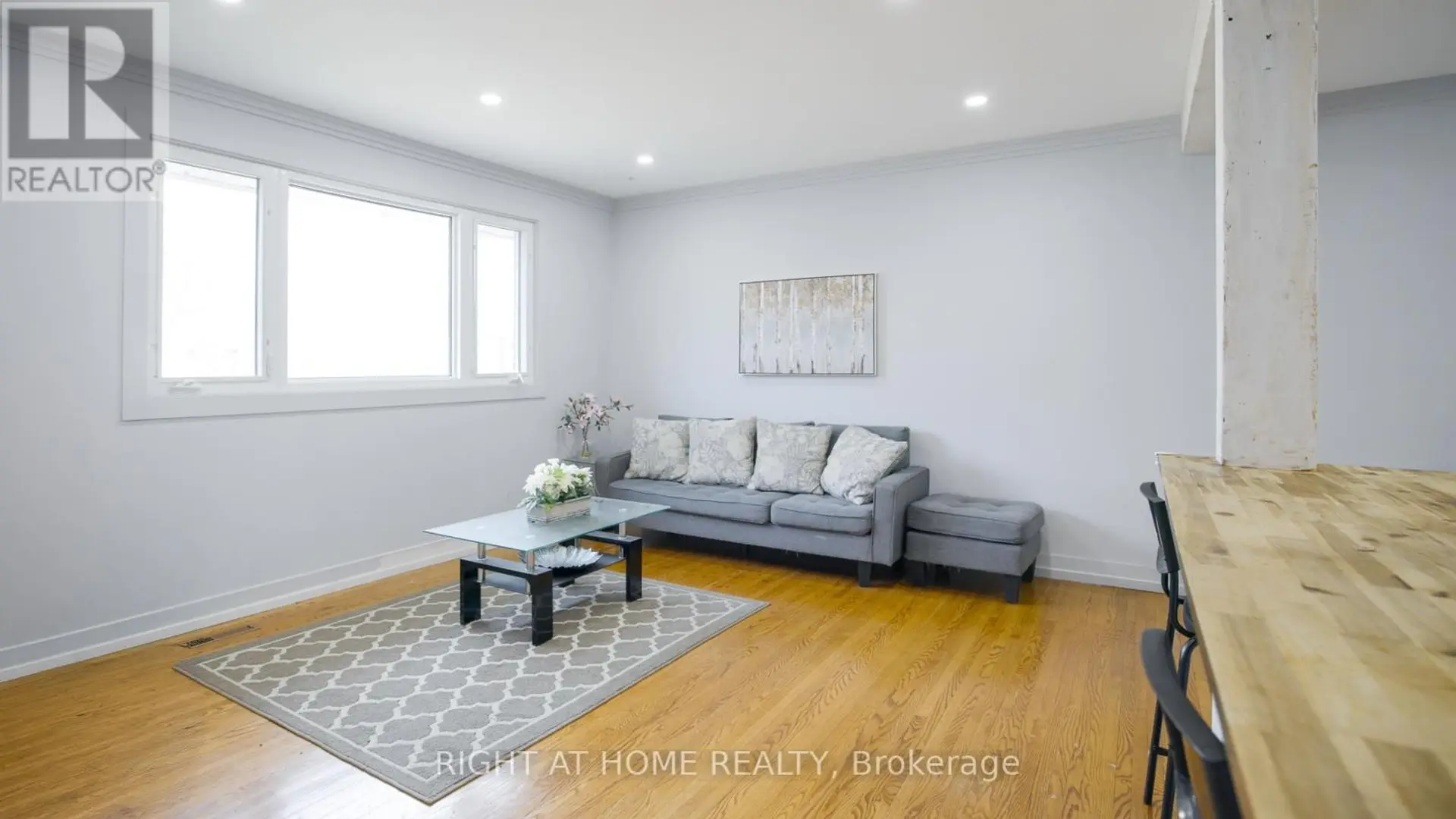 134 DAVID DRIVE - Image 2