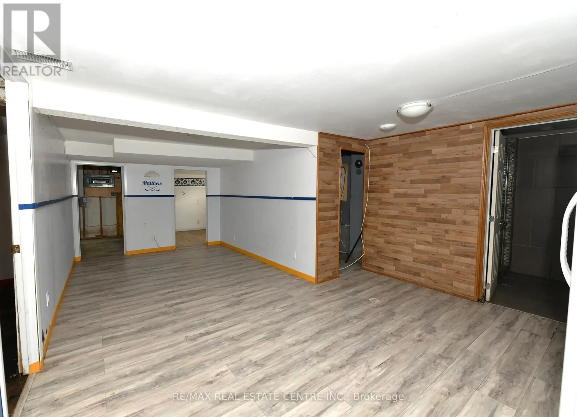 274 WELLINGTON STREET - Image 5