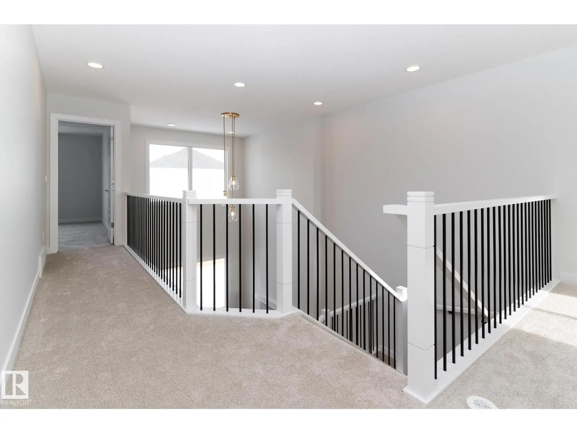 19004 20 AV NW - Image 7