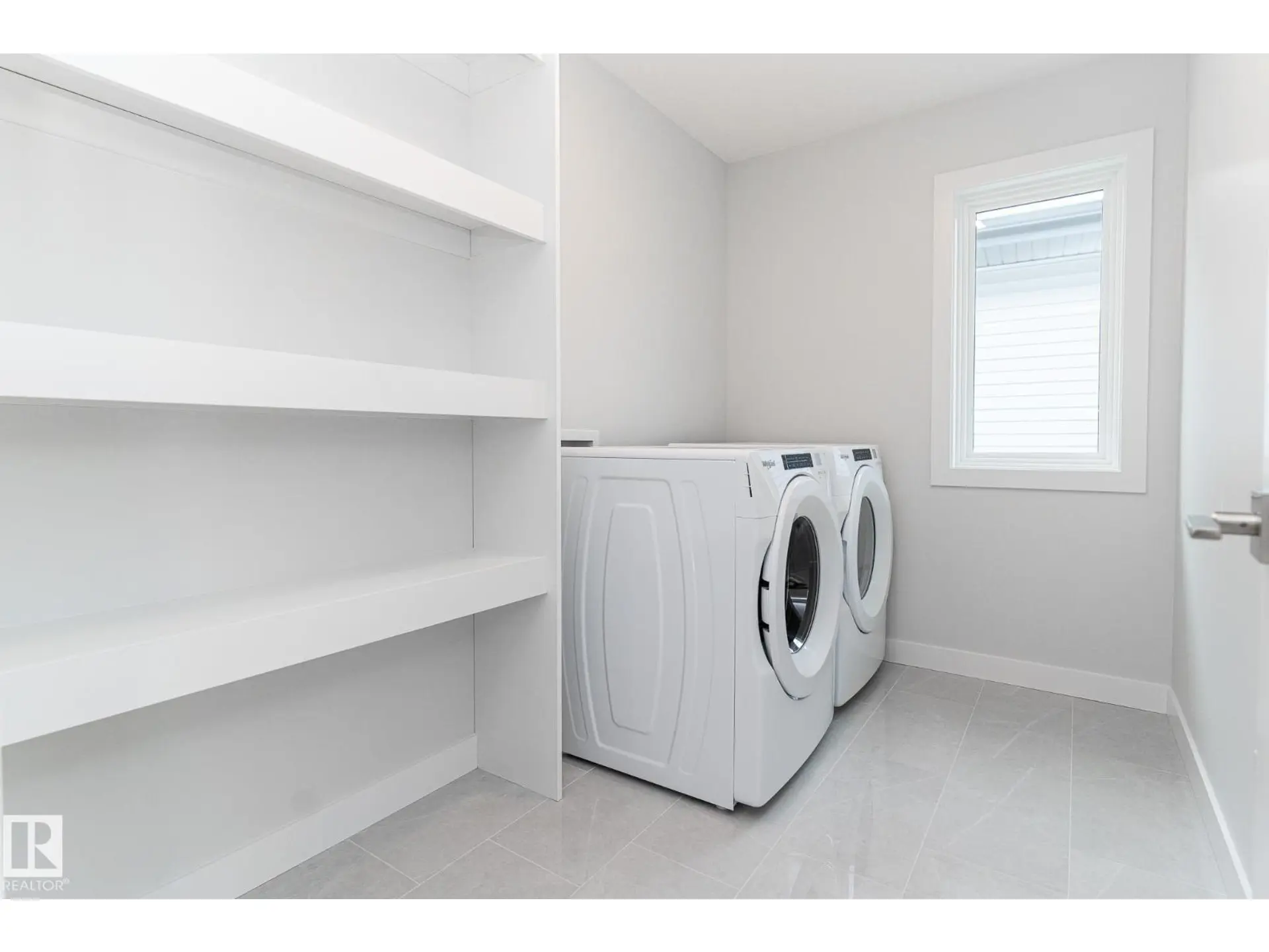 19004 20 AV NW - Image 13