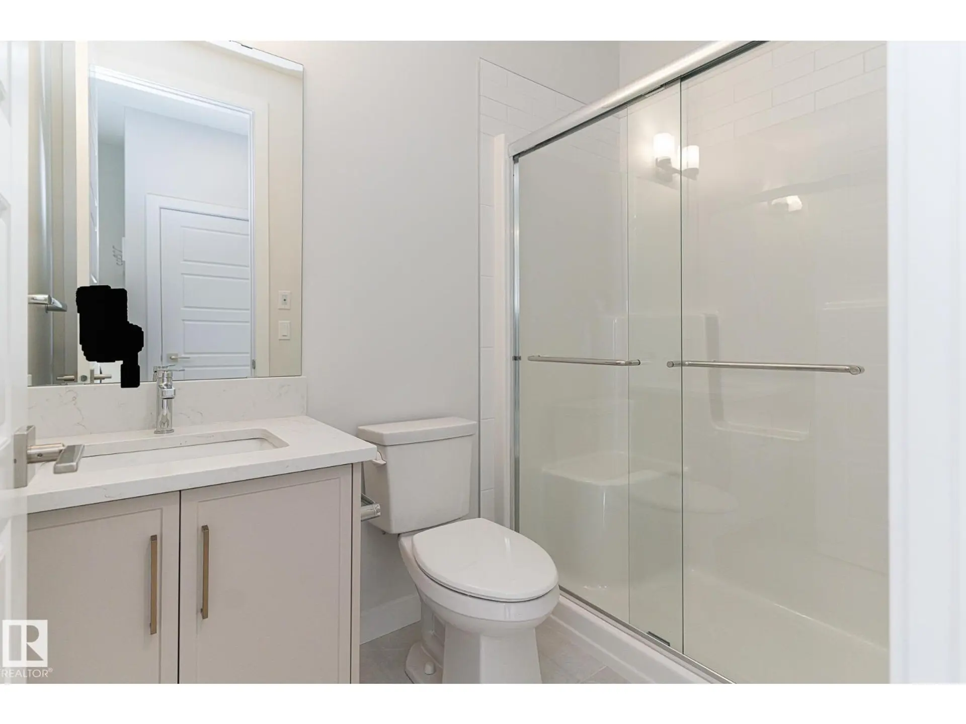 19004 20 AV NW - Image 5