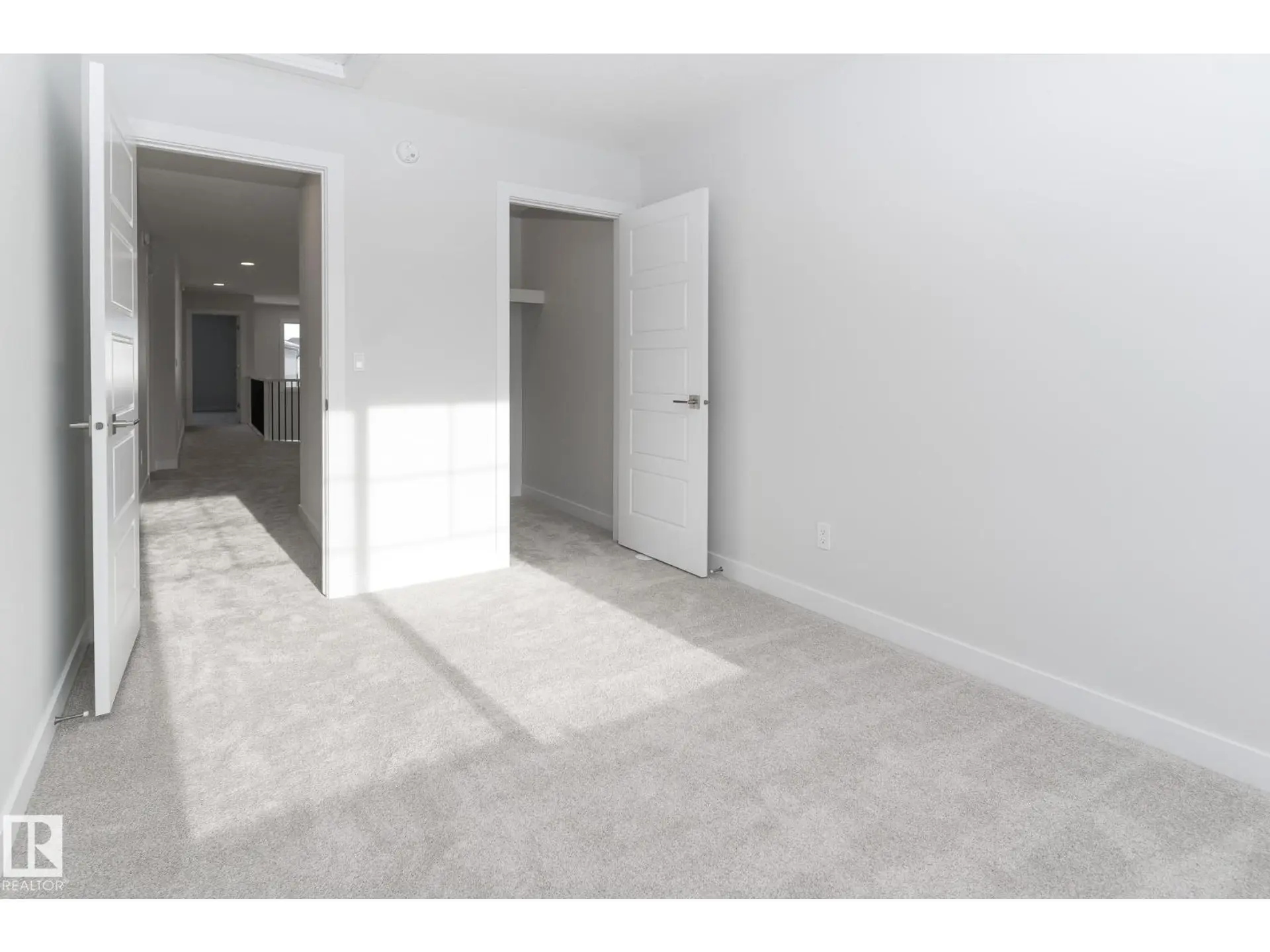 19004 20 AV NW - Image 14