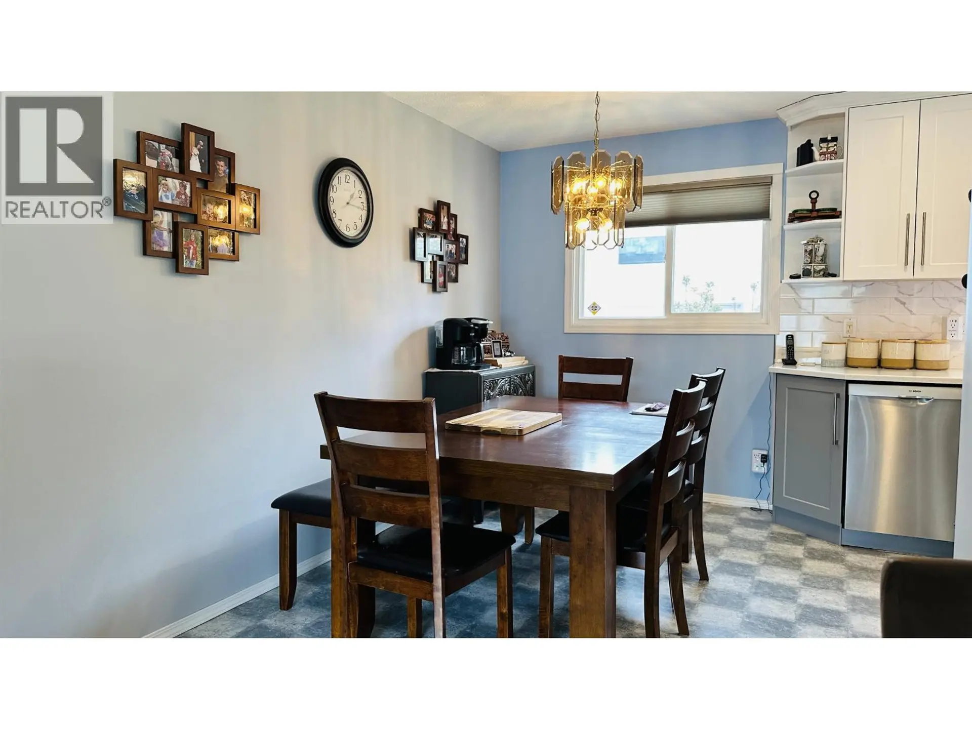 136 PORTAGE STREET - Image 7