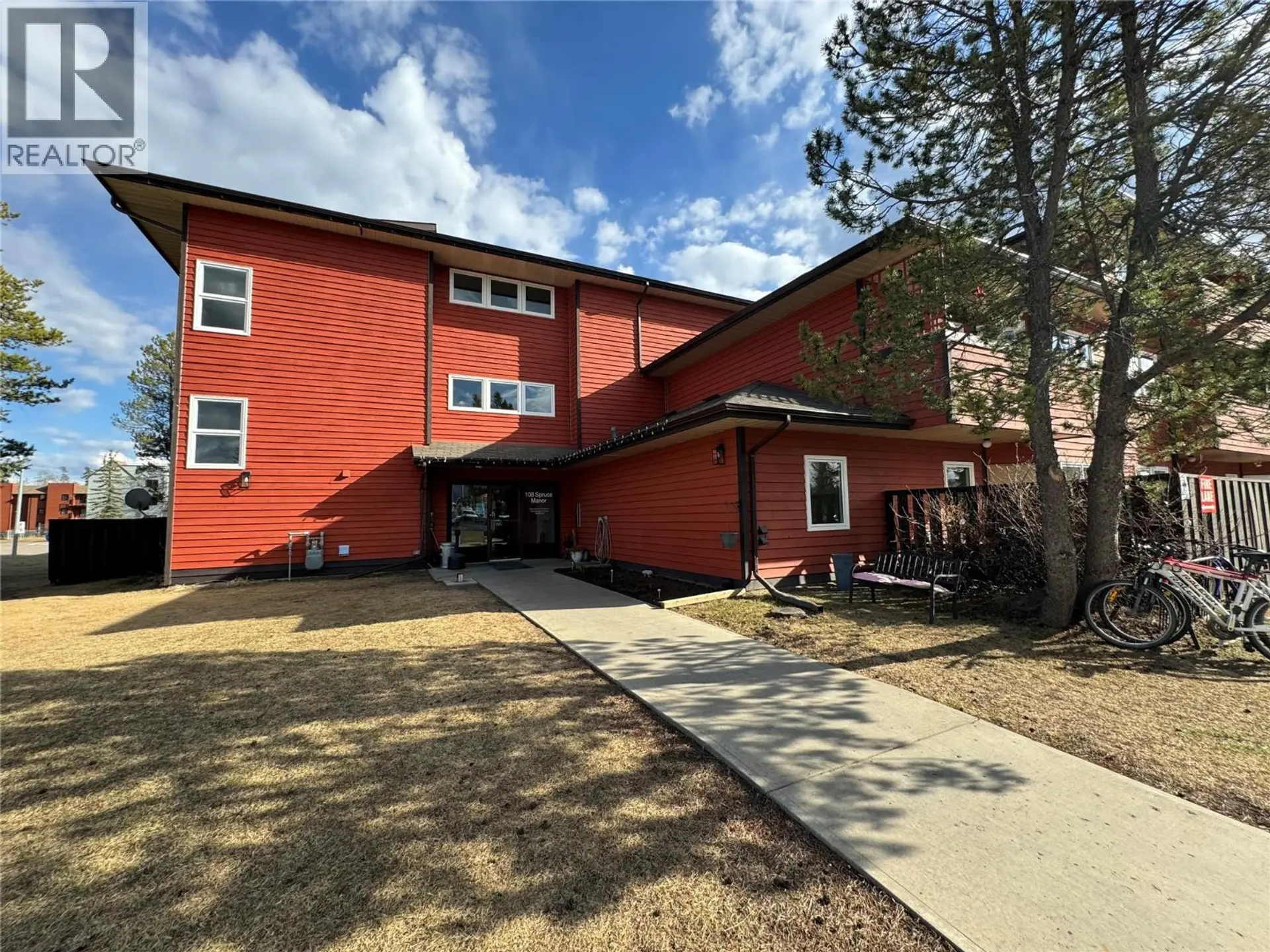 #312 108 Spruce Avenue - Image 1
