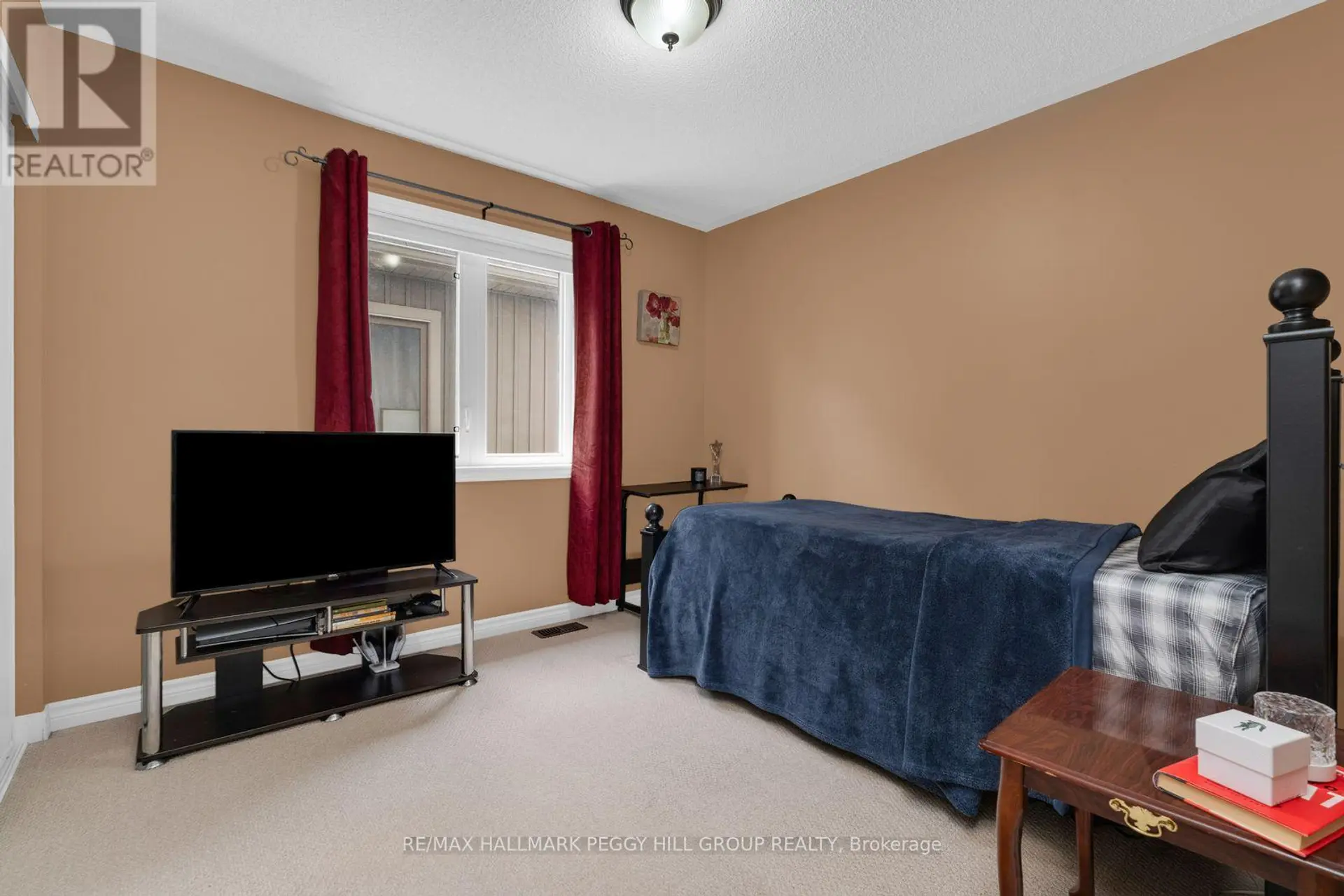 298 GREENWOOD DRIVE - Image 12