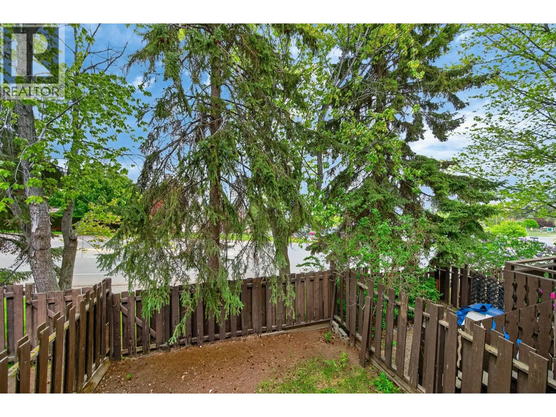 #3 1605 Summit Drive - Image 16