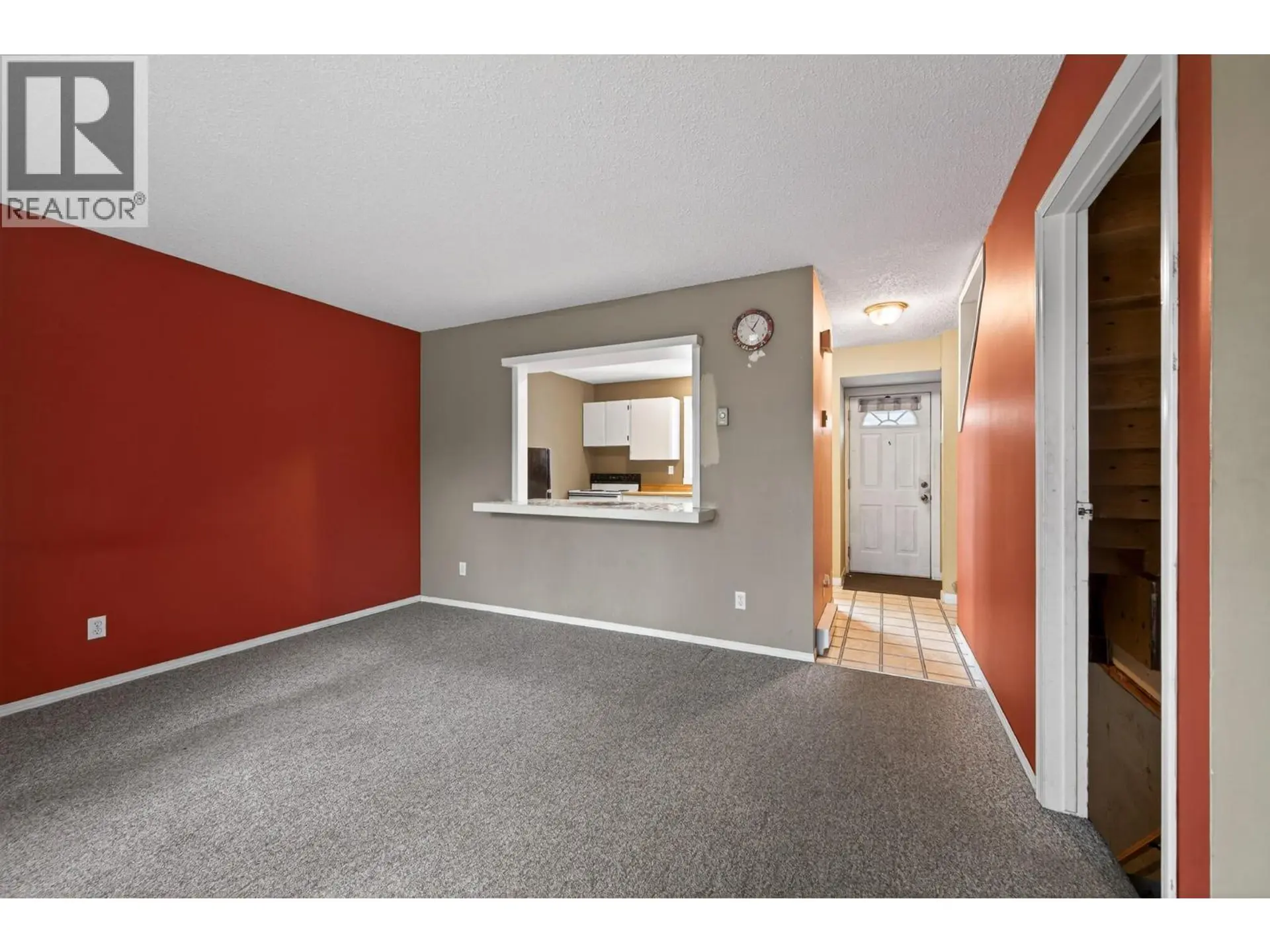 #3 1605 Summit Drive - Image 2