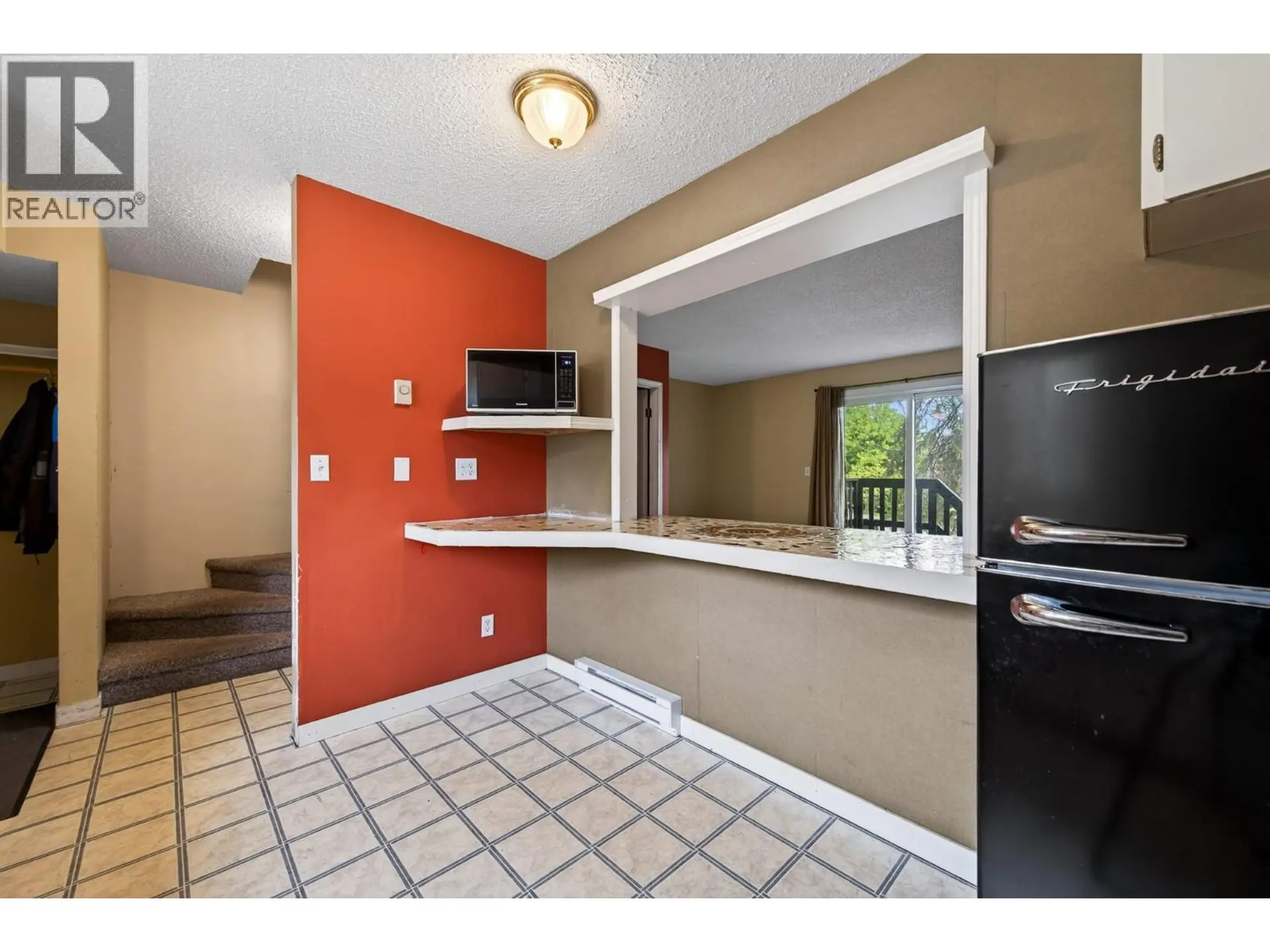 #3 1605 Summit Drive - Image 5