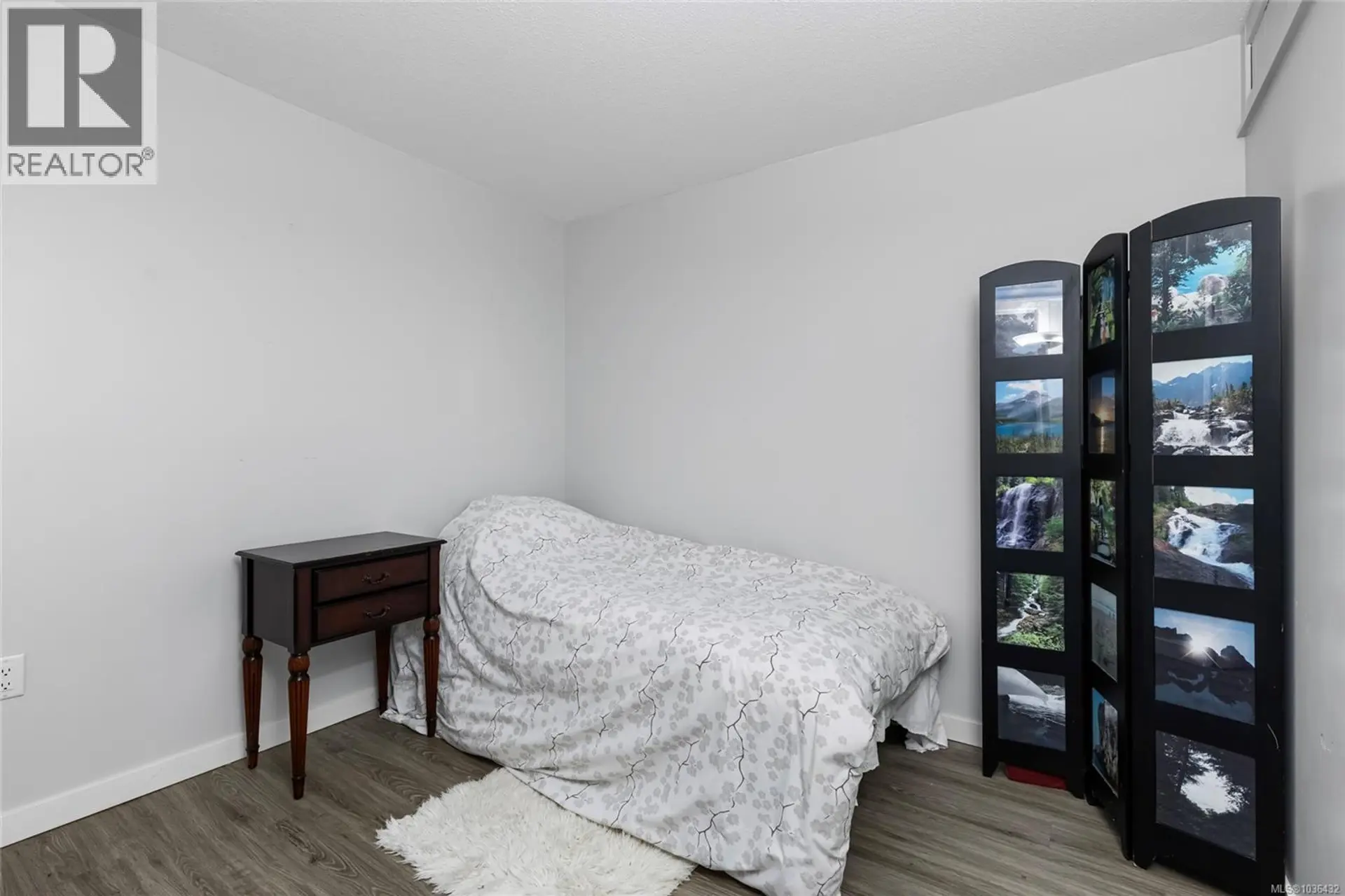 #103 1875 Lansdowne Rd - Image 6