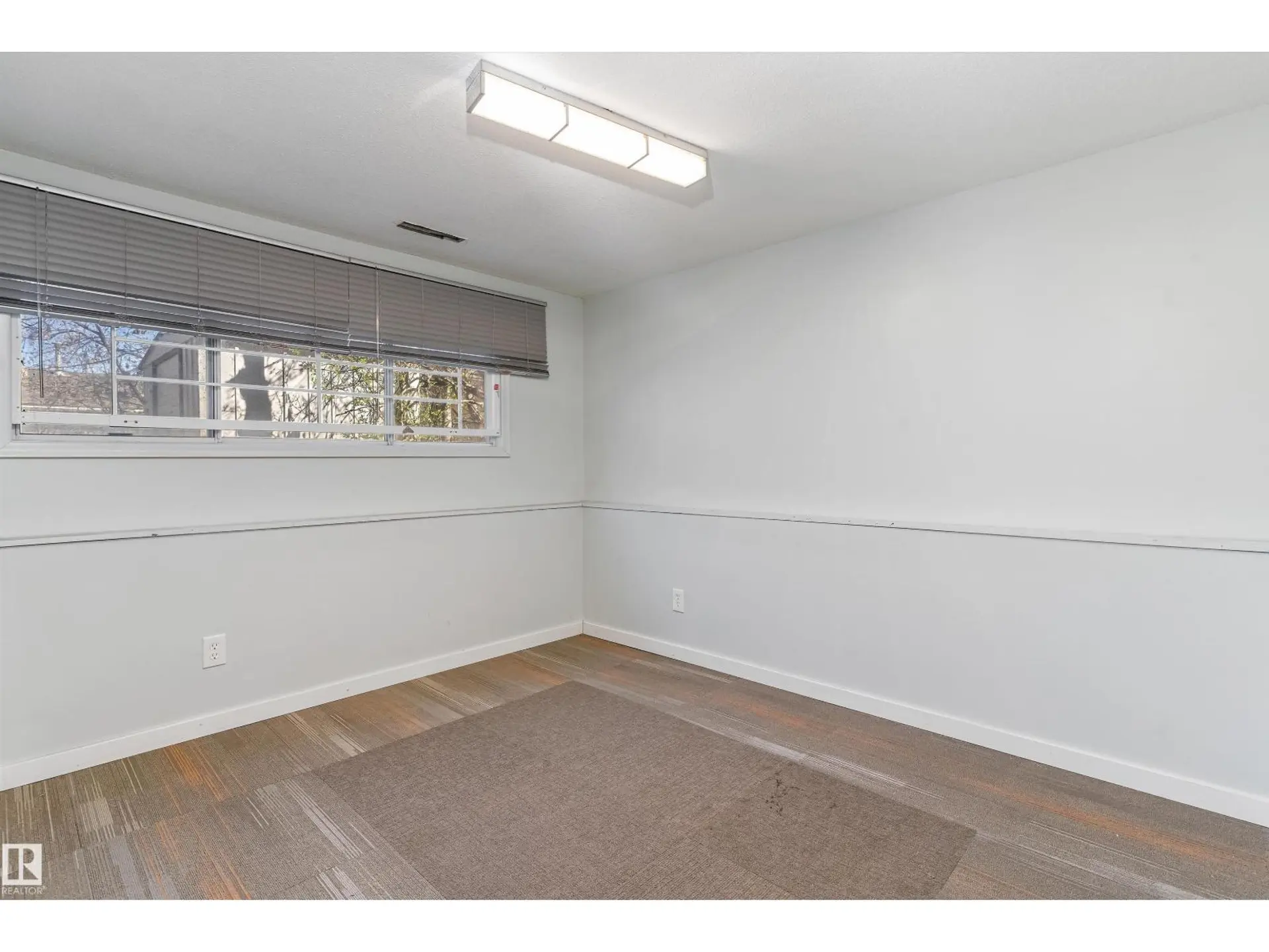 13208 128 AV NW - Image 16
