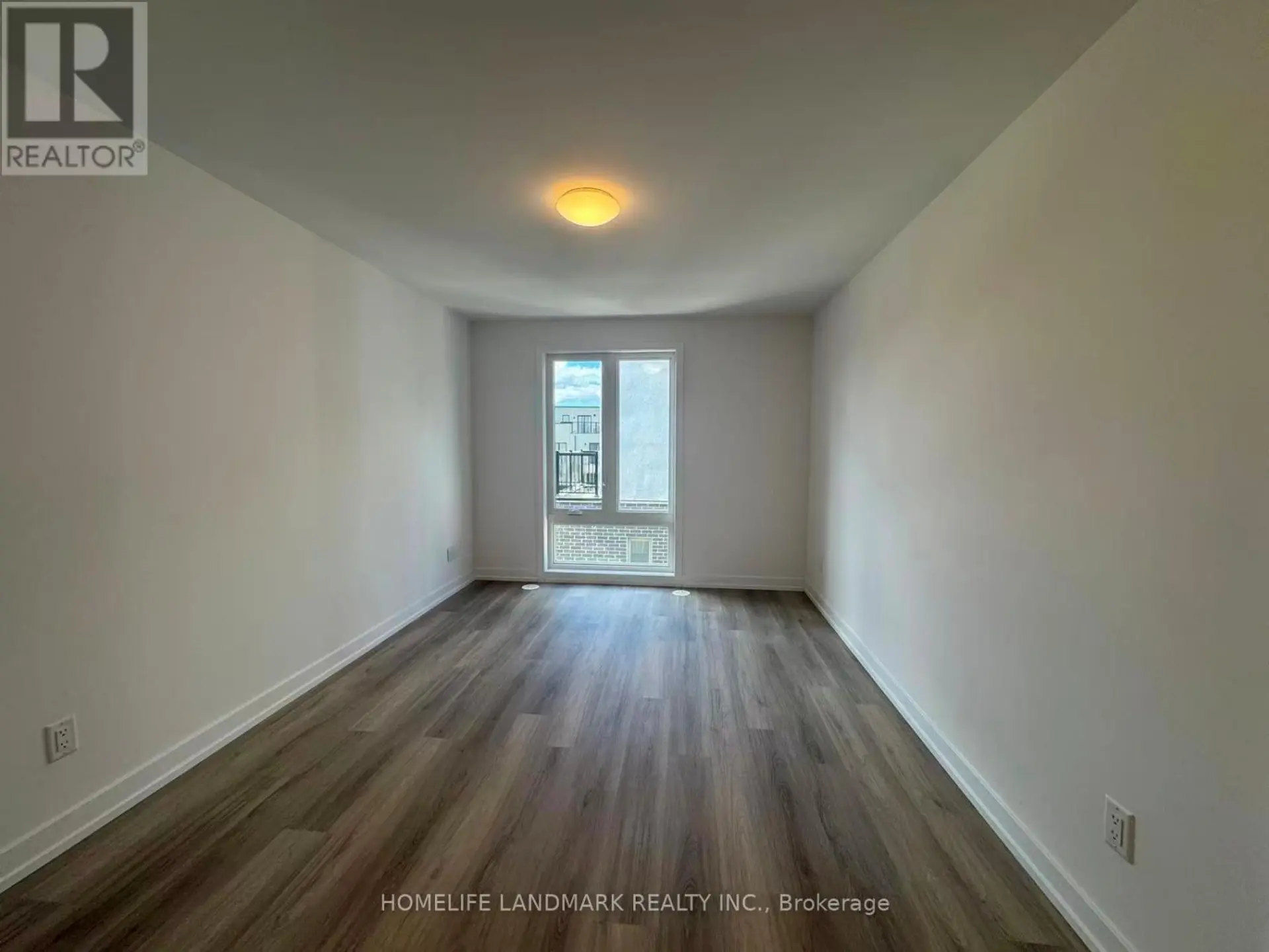 #308 5 BANCROFT LANE - Image 5