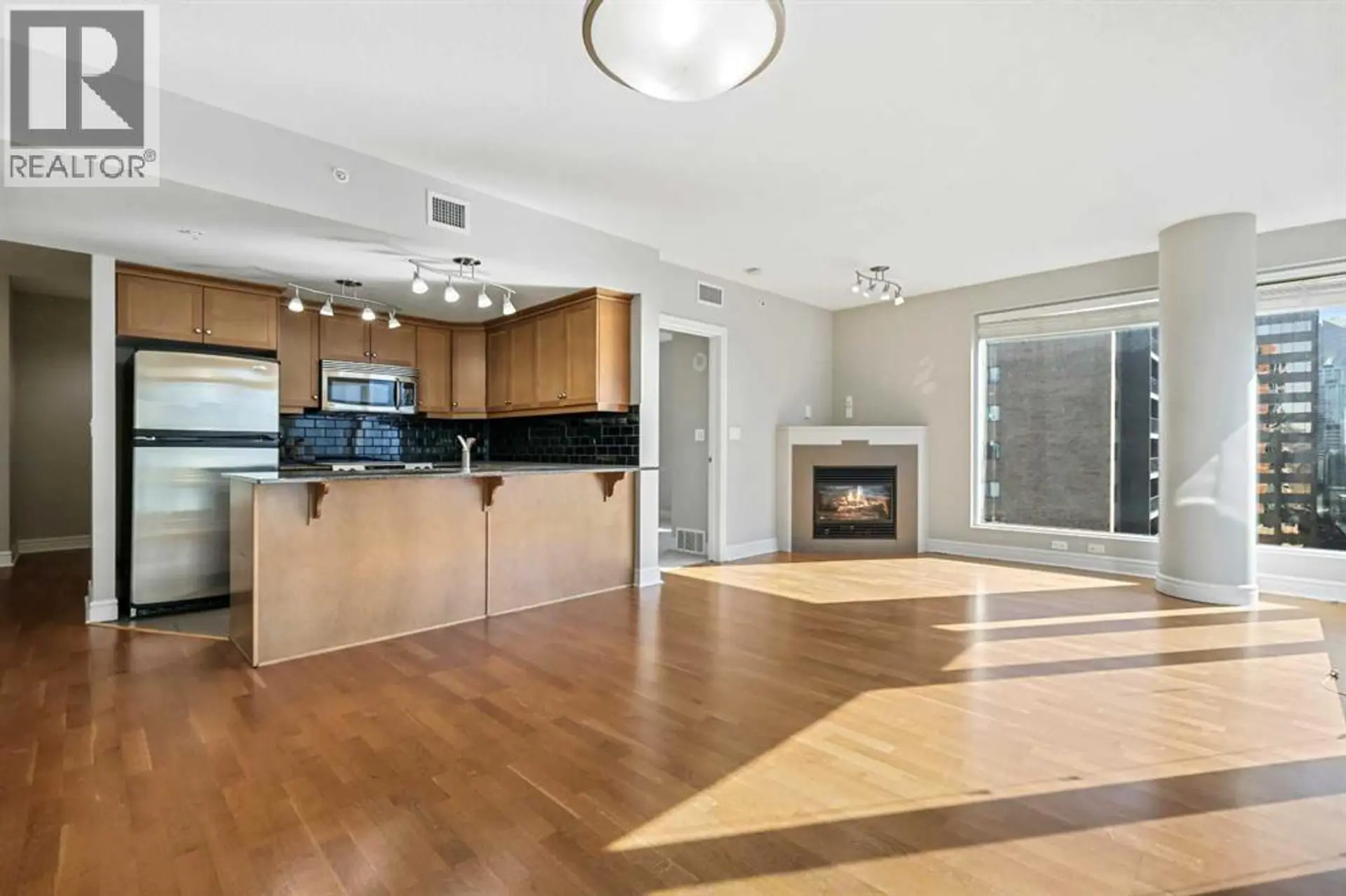 #1607 910 5 Avenue SW - Image 11
