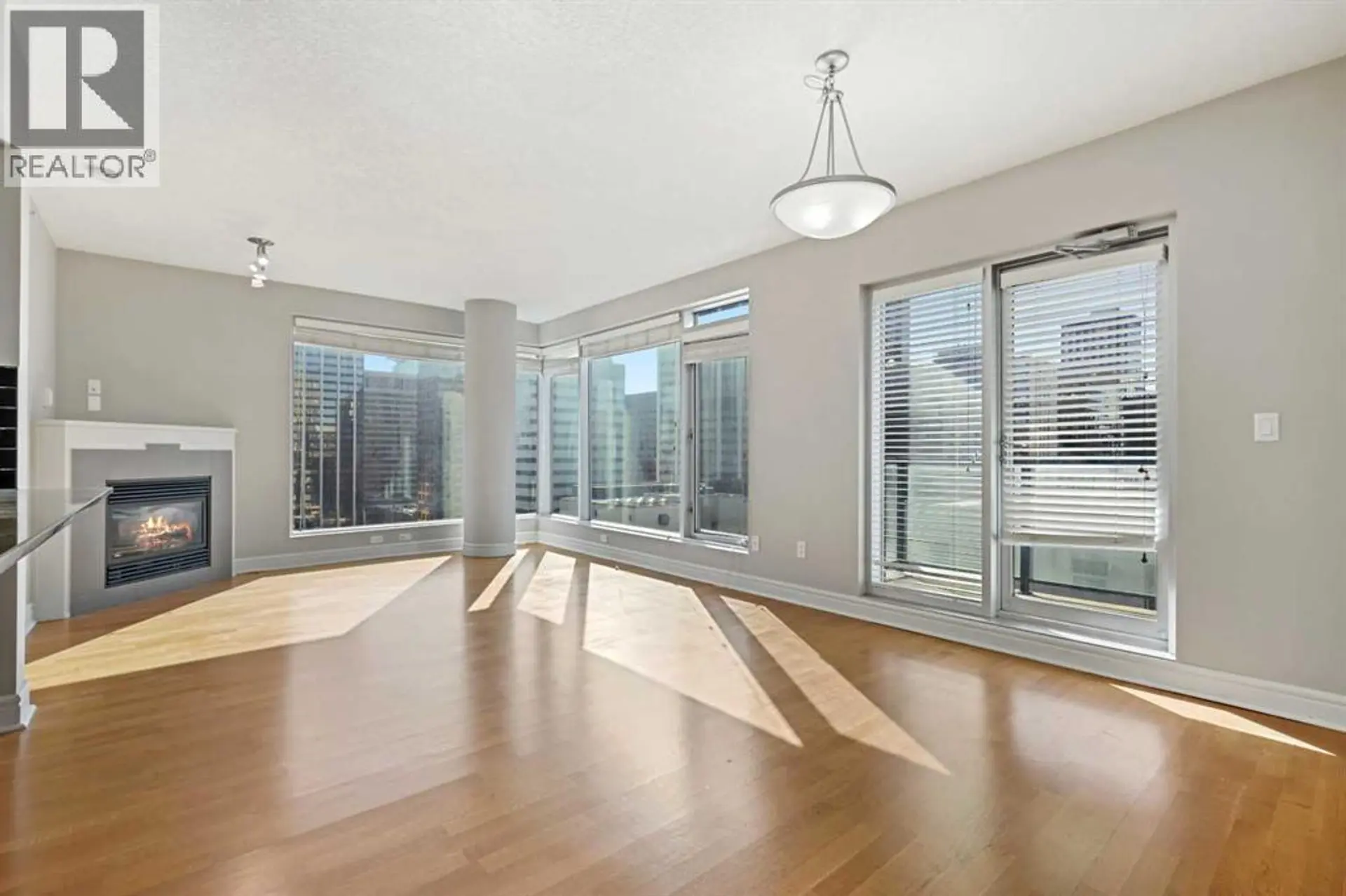 #1607 910 5 Avenue SW - Image 10