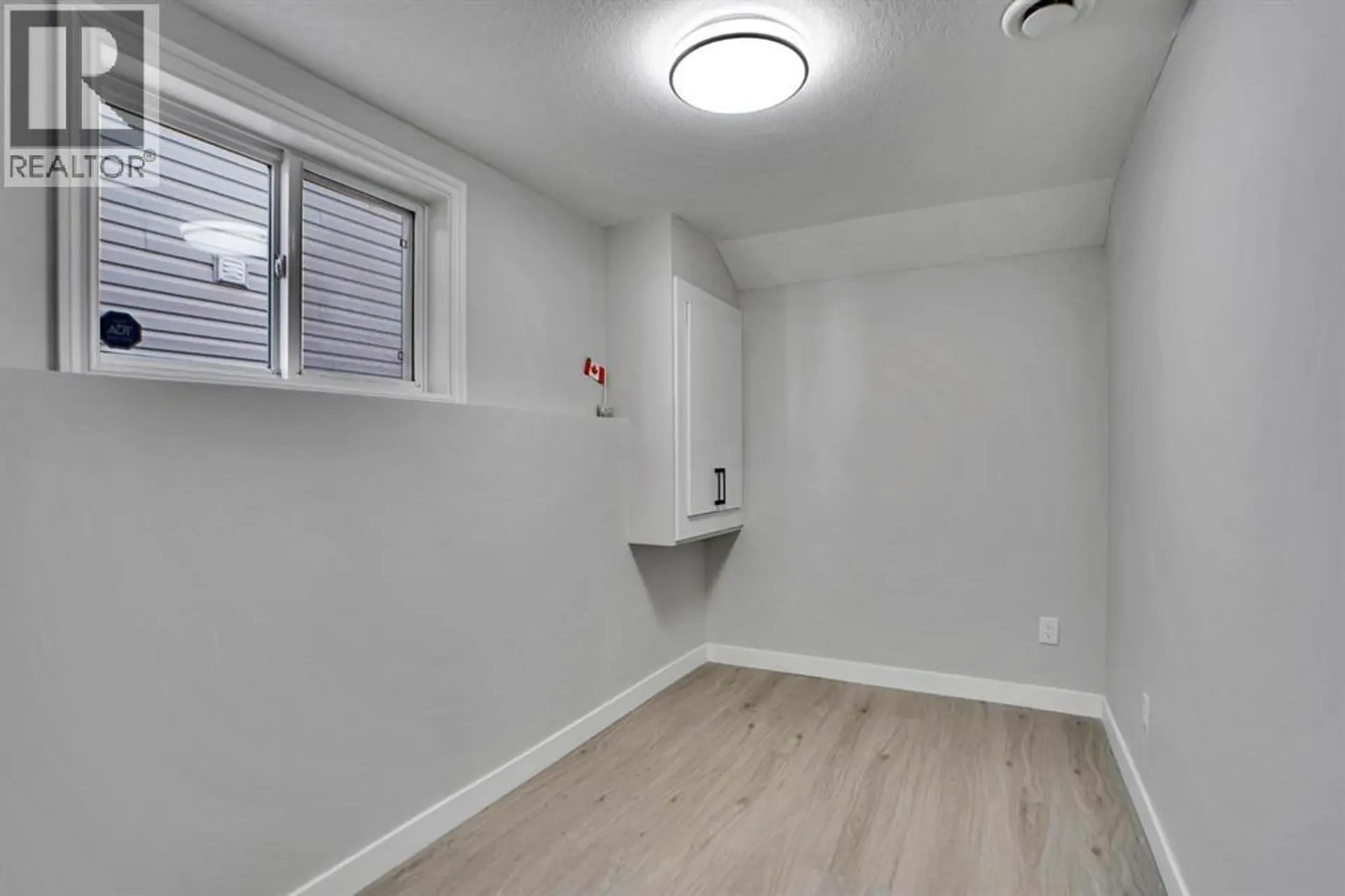 71 Saddlemont Road NE - Image 12