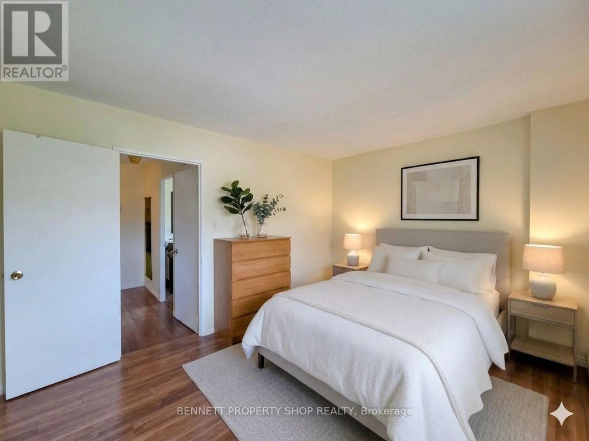 #1007 2400 VIRGINIA DRIVE - Image 12