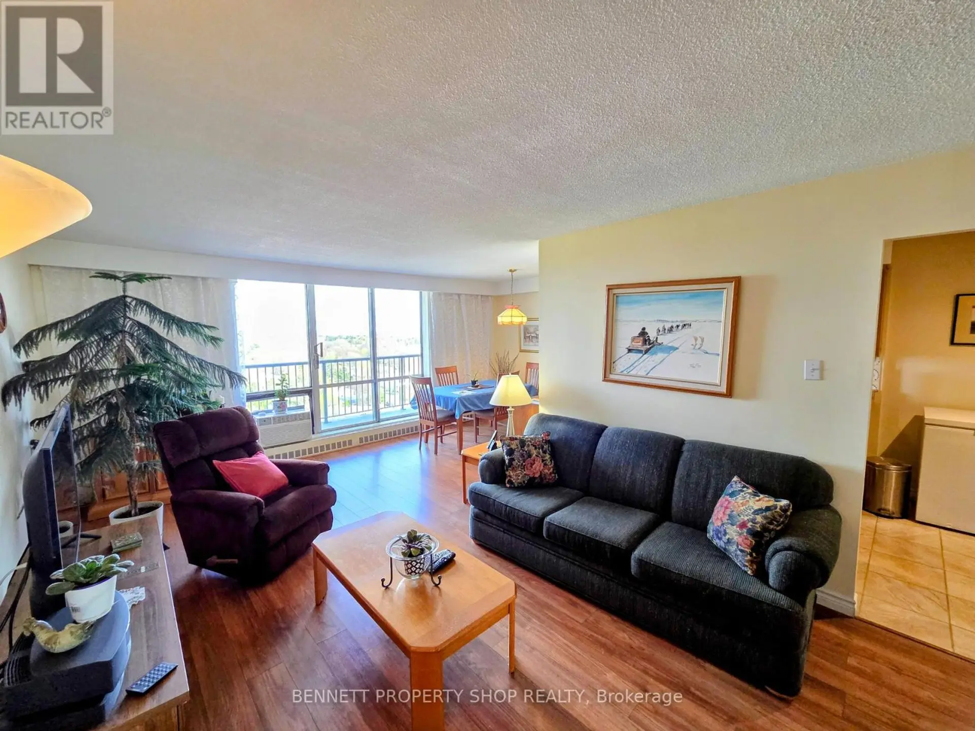 #1007 2400 VIRGINIA DRIVE - Image 4