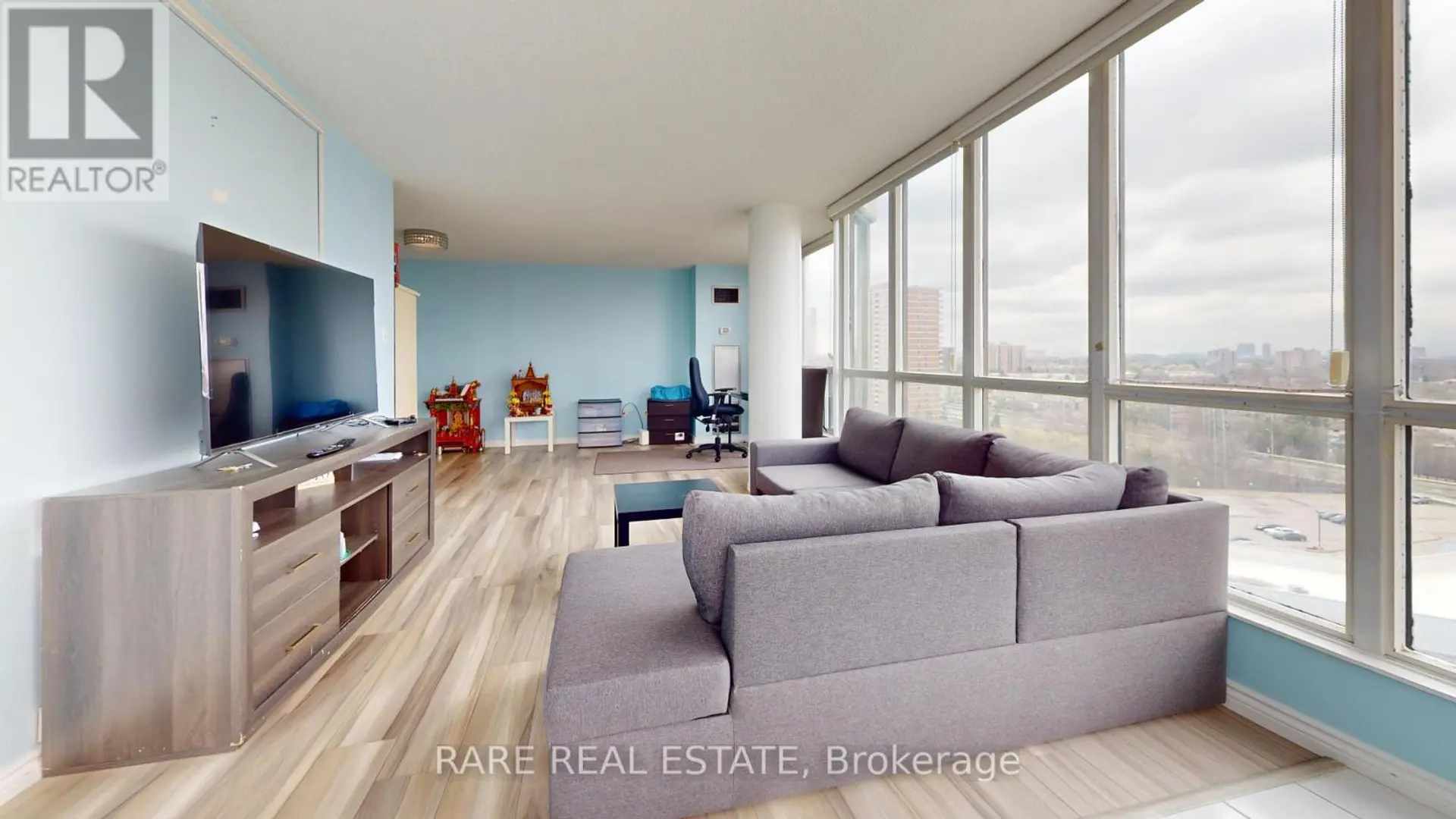#1517 1 ROWNTREE ROAD - Image 2