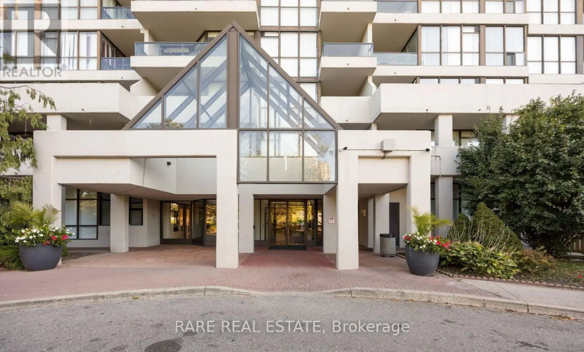 #1517 1 ROWNTREE ROAD - Image 17
