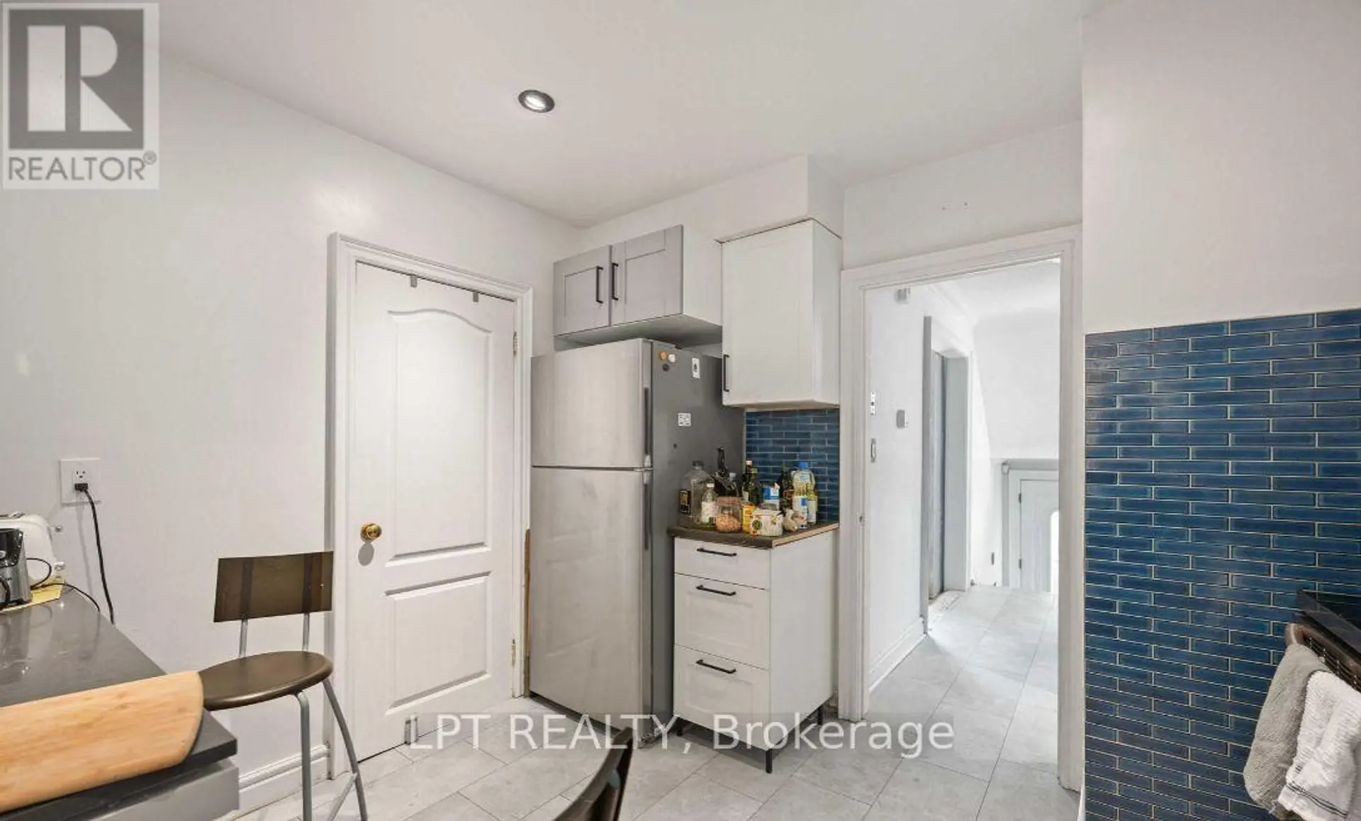 1344 DAVENPORT ROAD - Image 5