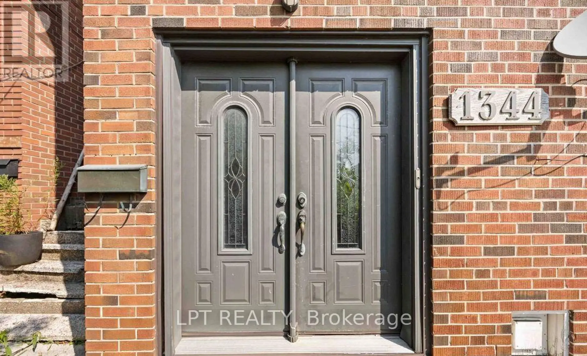1344 DAVENPORT ROAD - Image 3