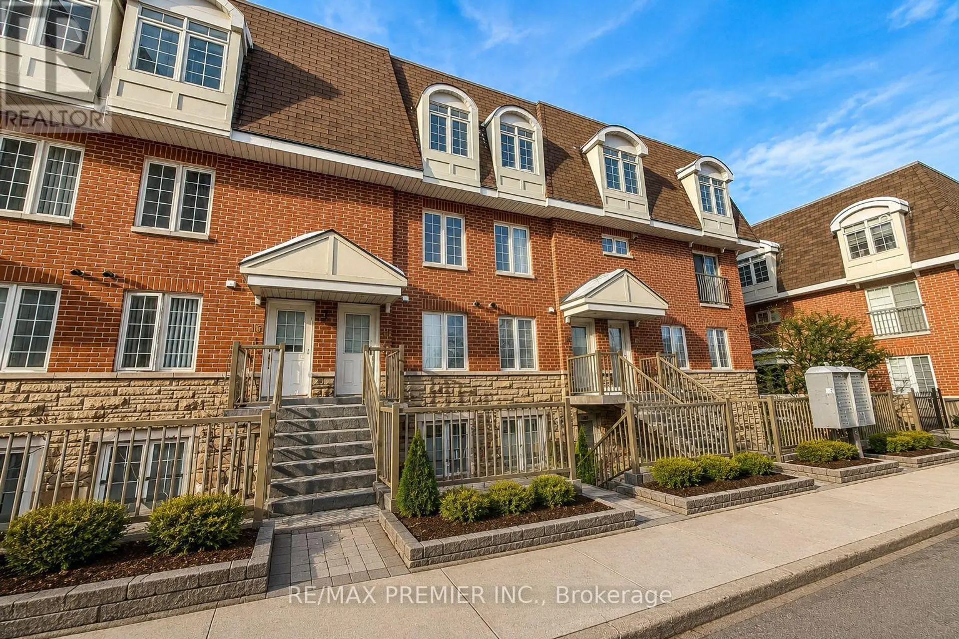 #17 55 CEDARCROFT BOULEVARD - Image 2