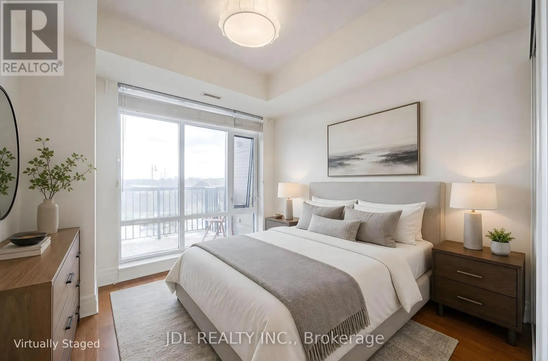 #214 111 UPPER DUKE CRESCENT - Image 2