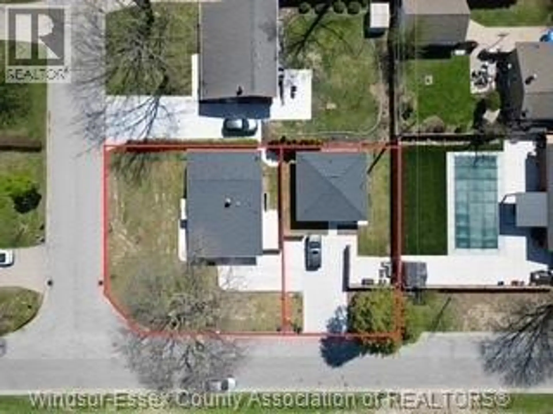 3401 ROXBOROUGH - Image 3