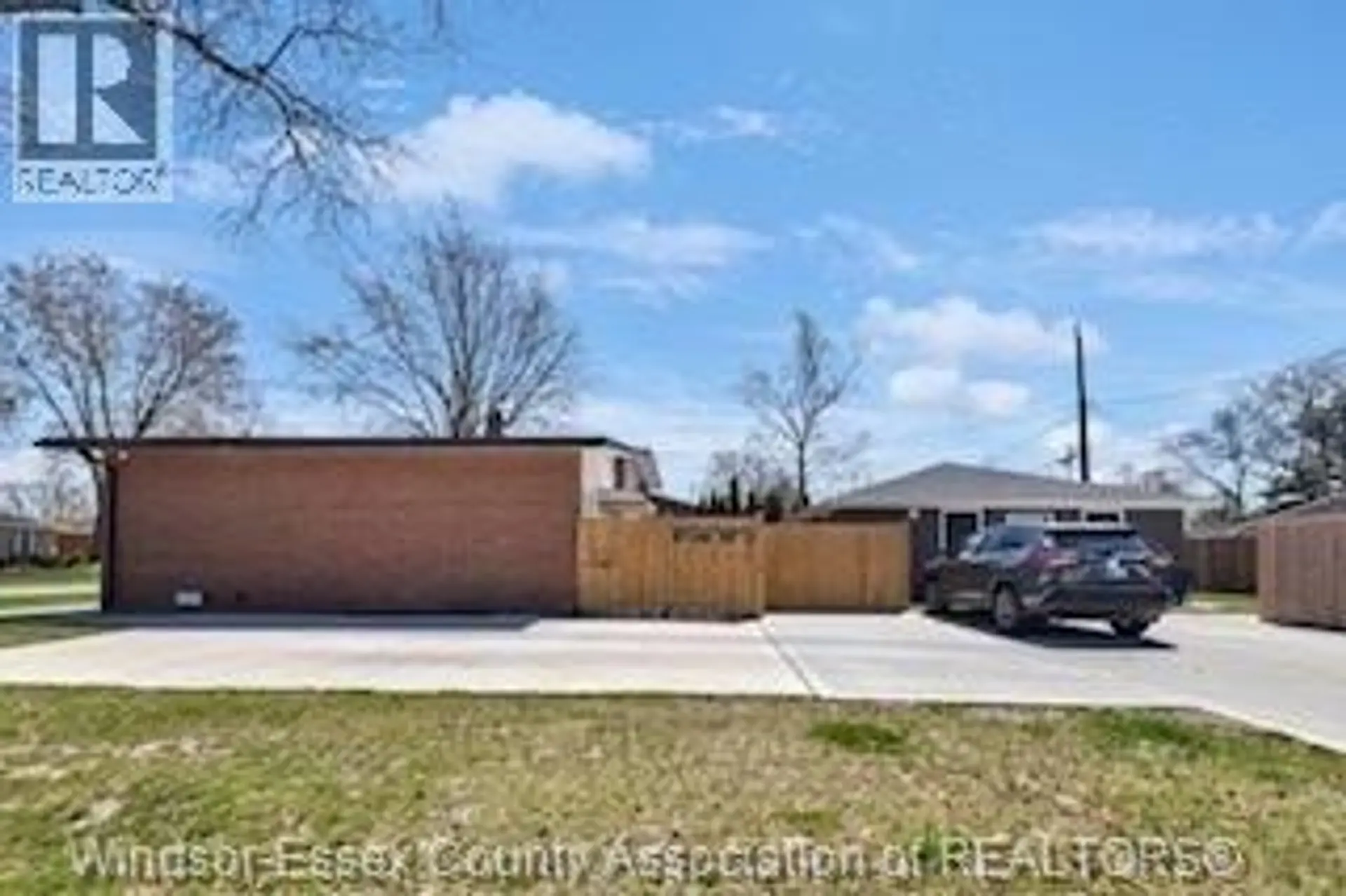 3401 ROXBOROUGH - Image 7