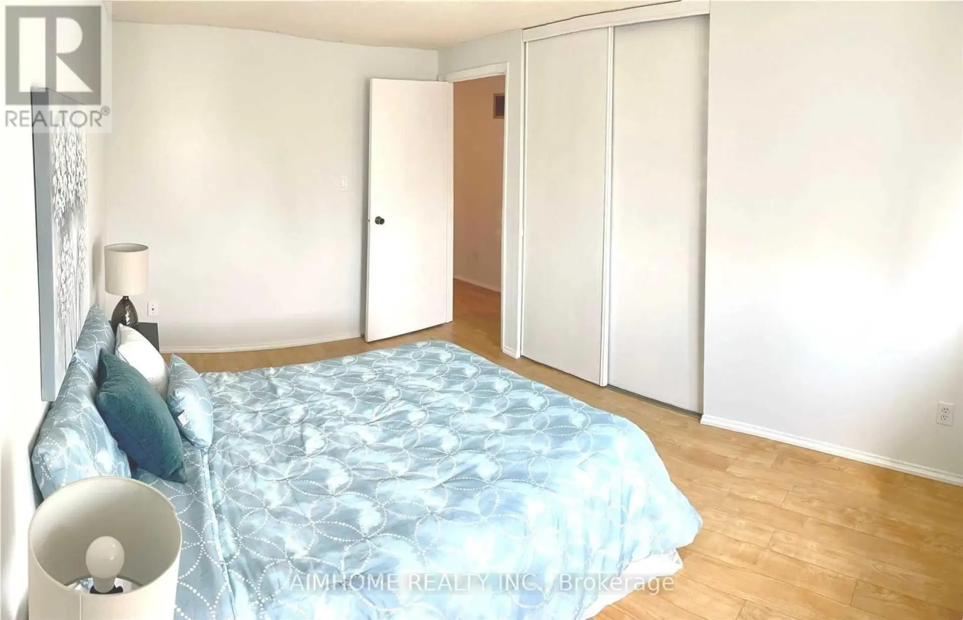 180 VALLEY STREAM DRIVE - Image 7