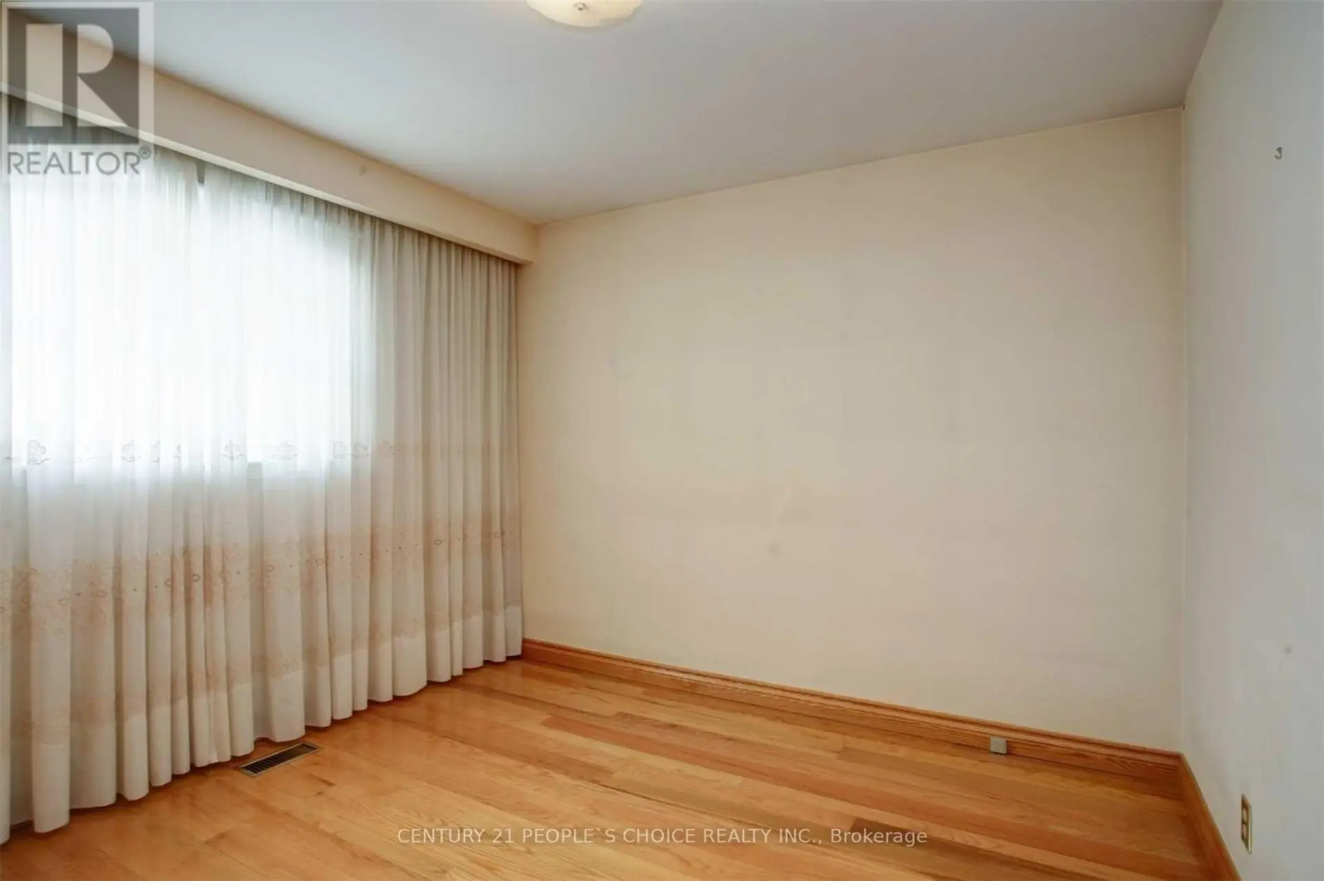 329 JEFFCOAT DRIVE - Image 11