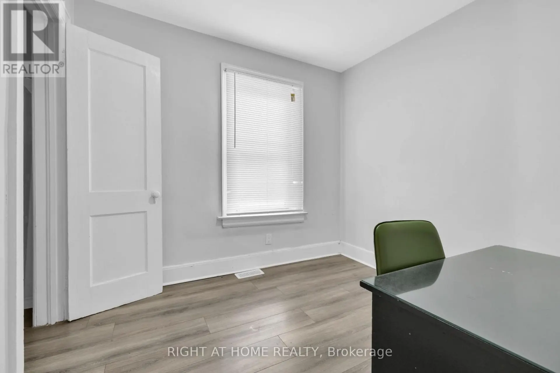 3497 PETER STREET - Image 9