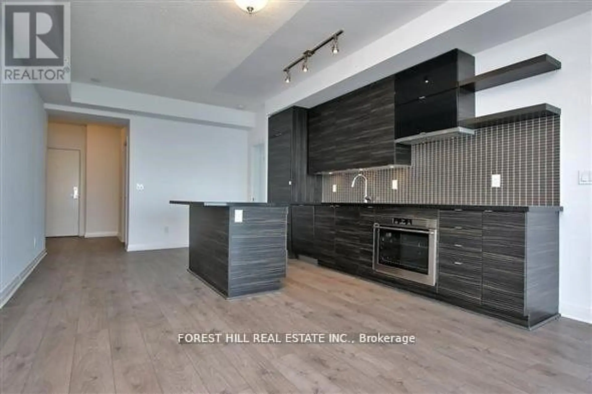 #3503 59 ANNIE CRAIG DRIVE - Image 5
