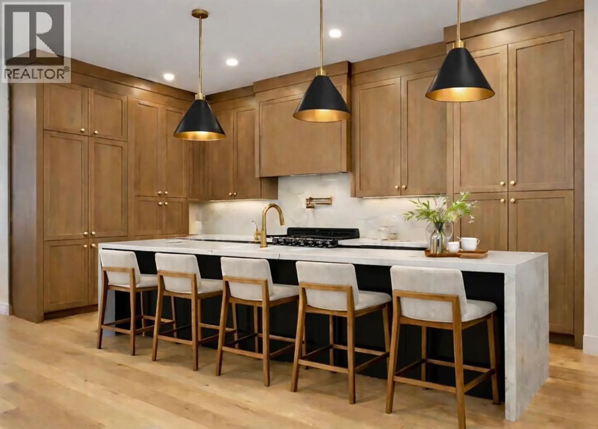 4614 22 Avenue NW - Image 2