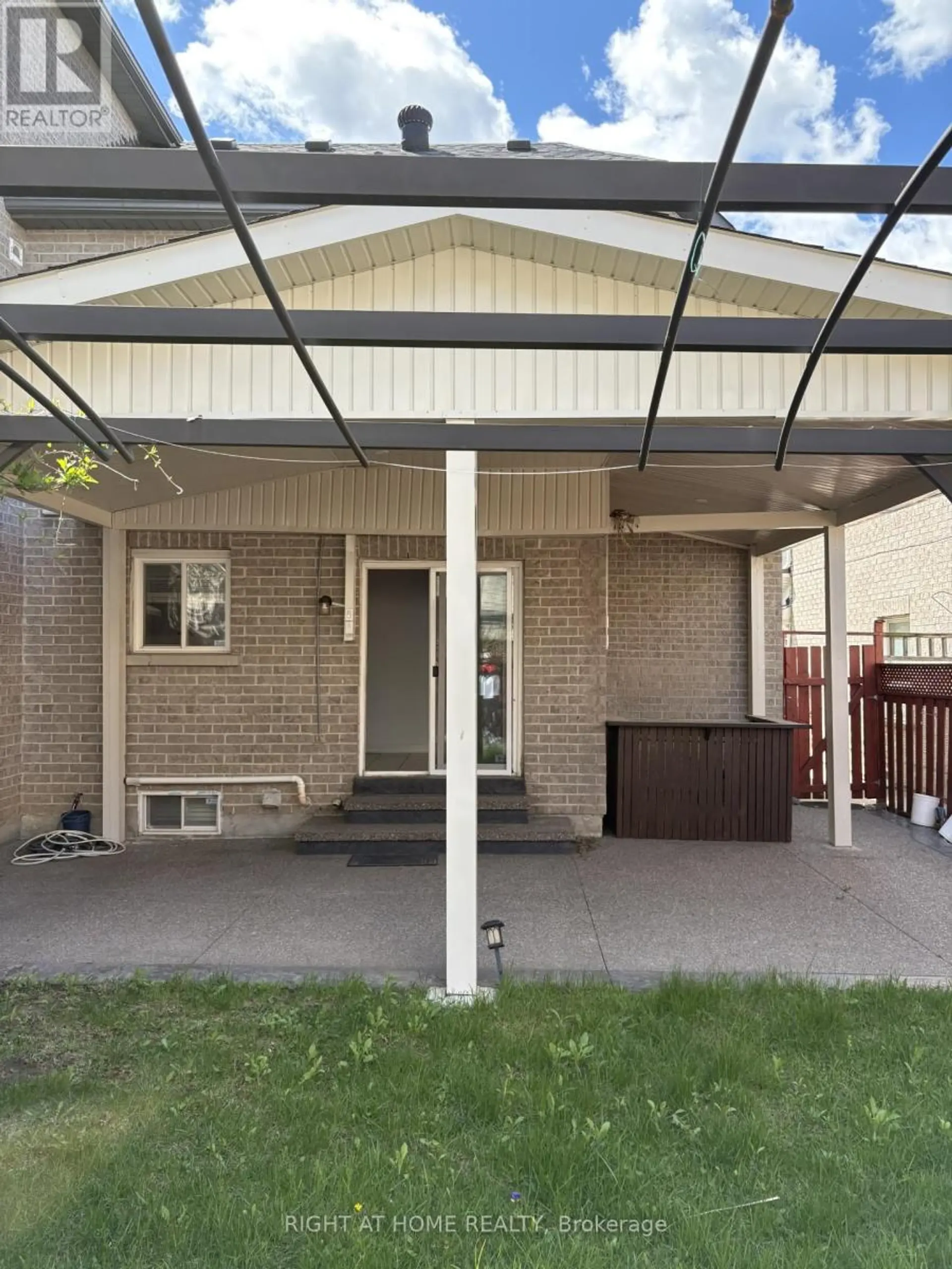 48 GRAND VALLEY BOULEVARD - Image 13