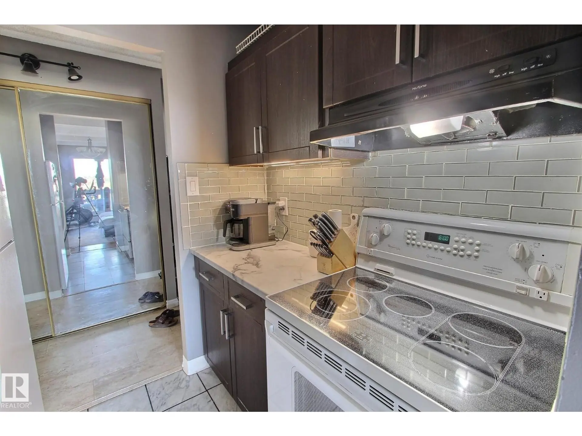 #508 9918 101 ST NW - Image 7