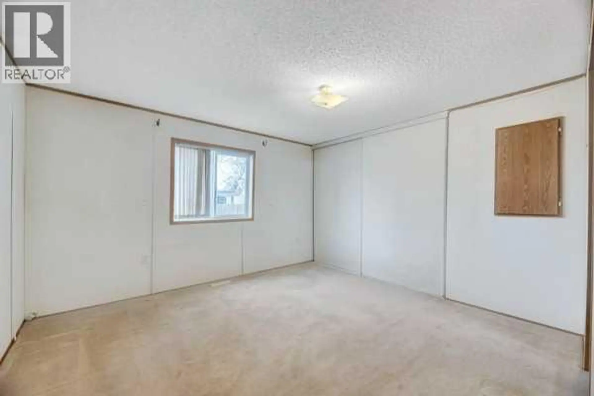 863 Brentwood Crescent - Image 15