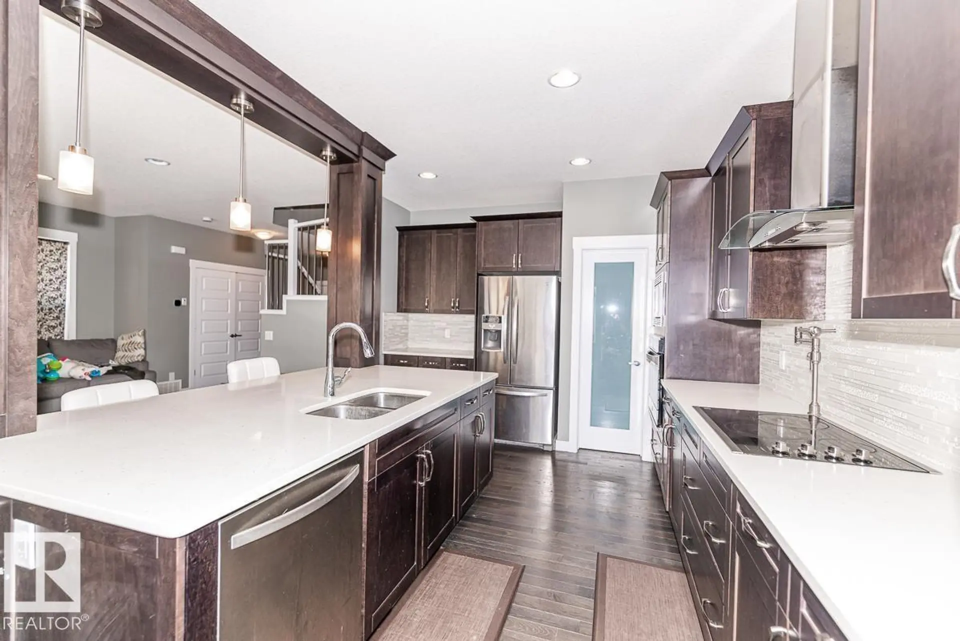 9748 205 ST NW - Image 7