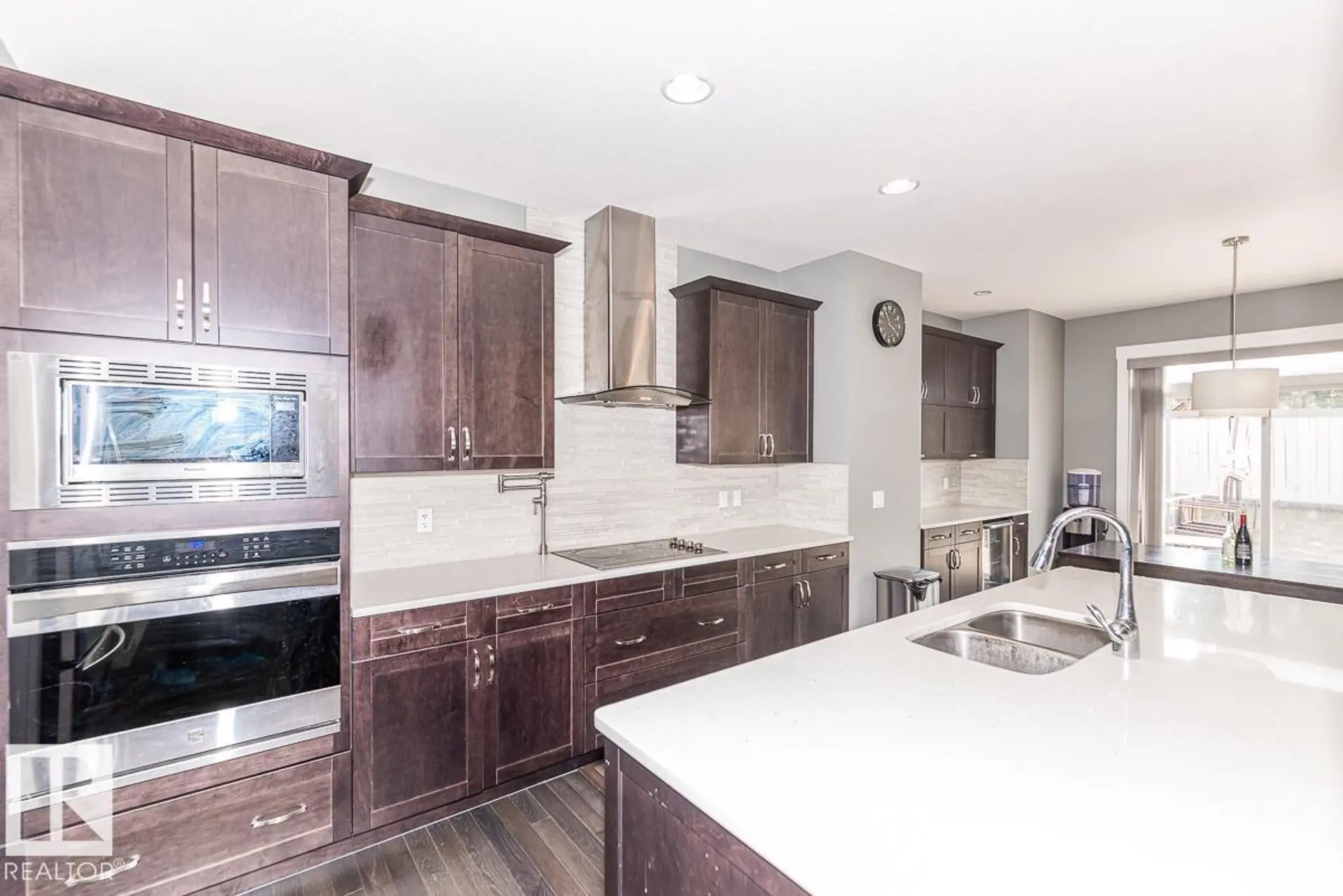 9748 205 ST NW - Image 8