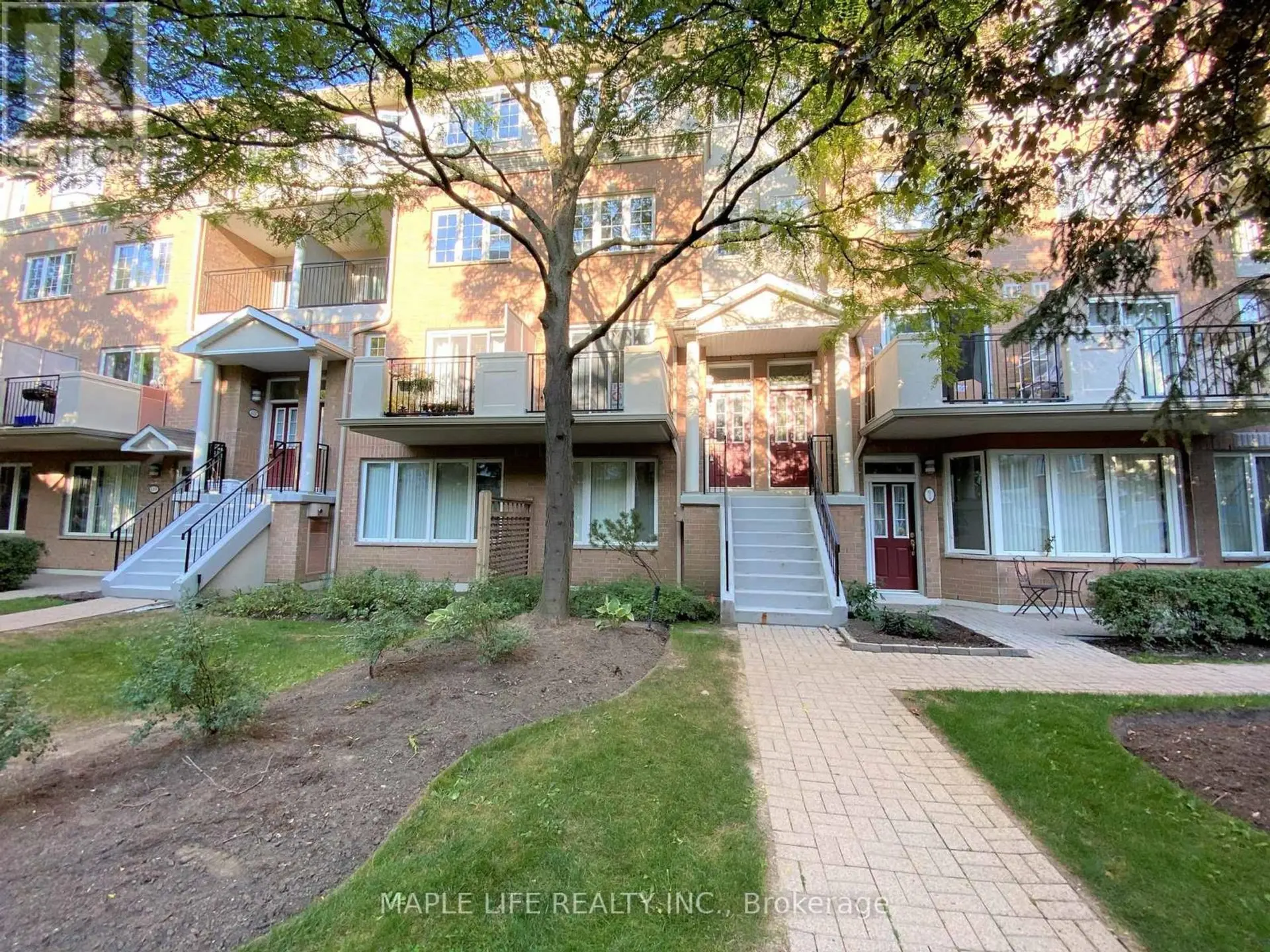 623 GRANDVIEW WAY - Image 1
