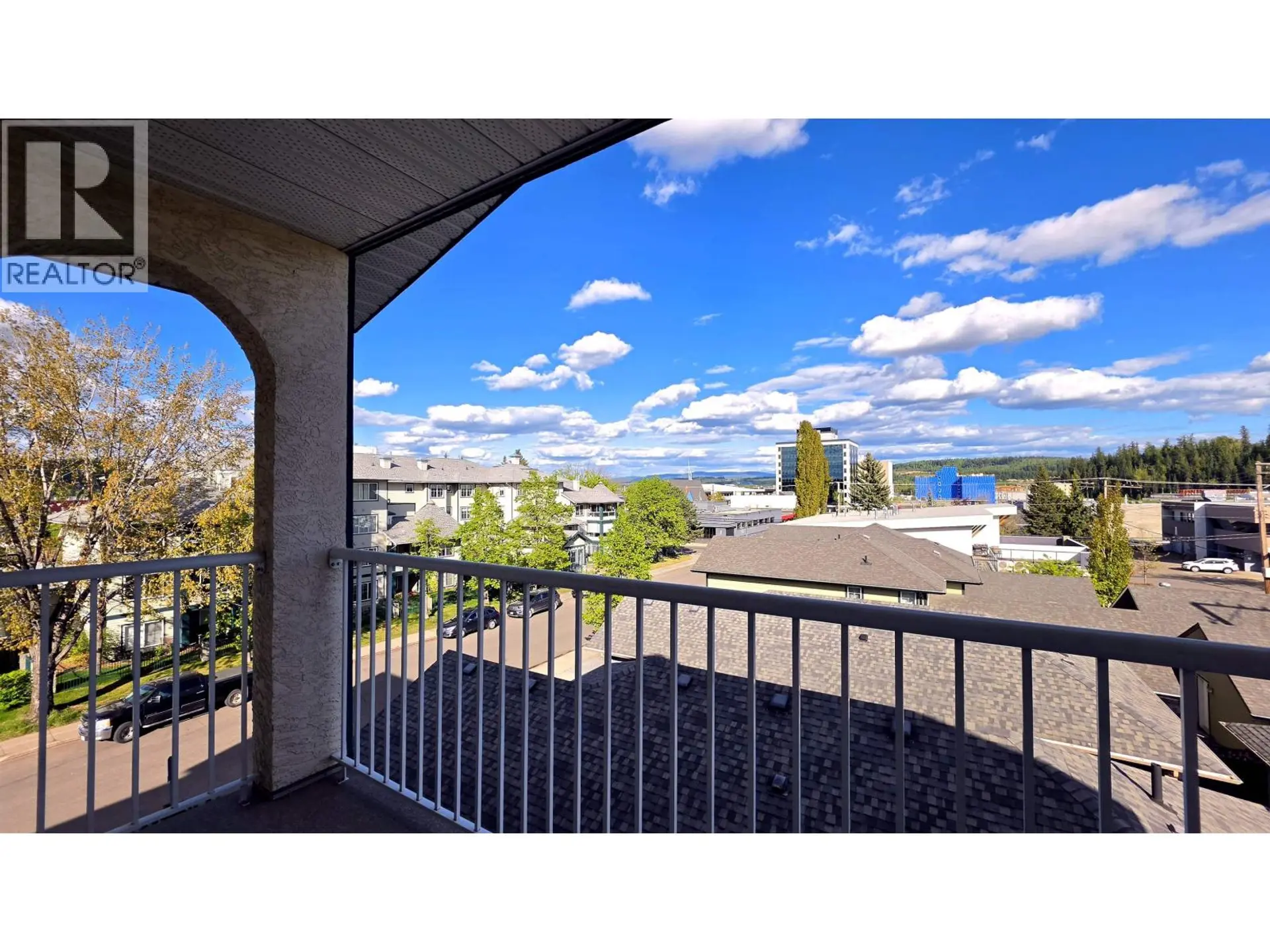 #301 1693 6TH AVENUE - Image 1