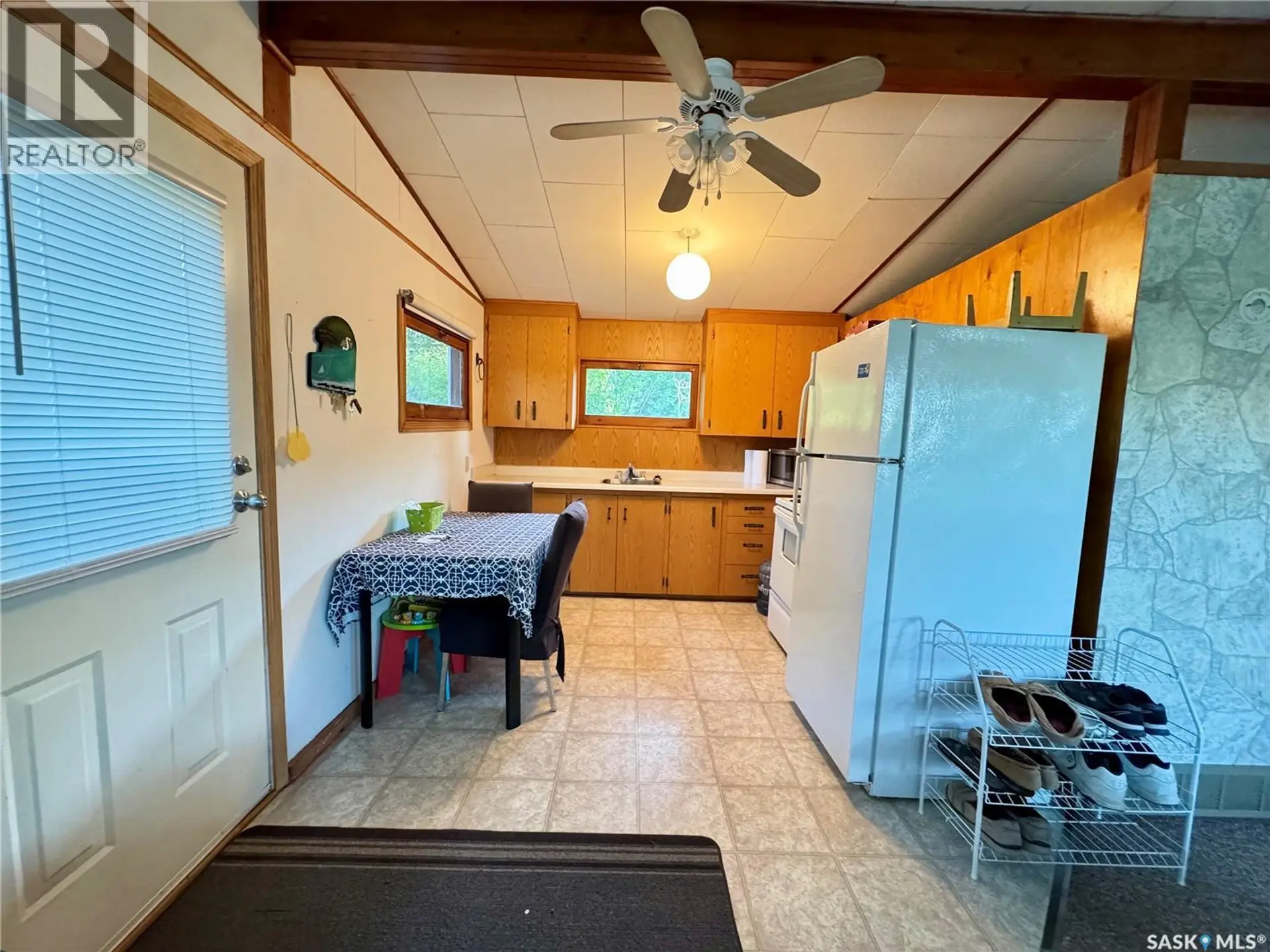 1192 Grand AVENUE - Image 4
