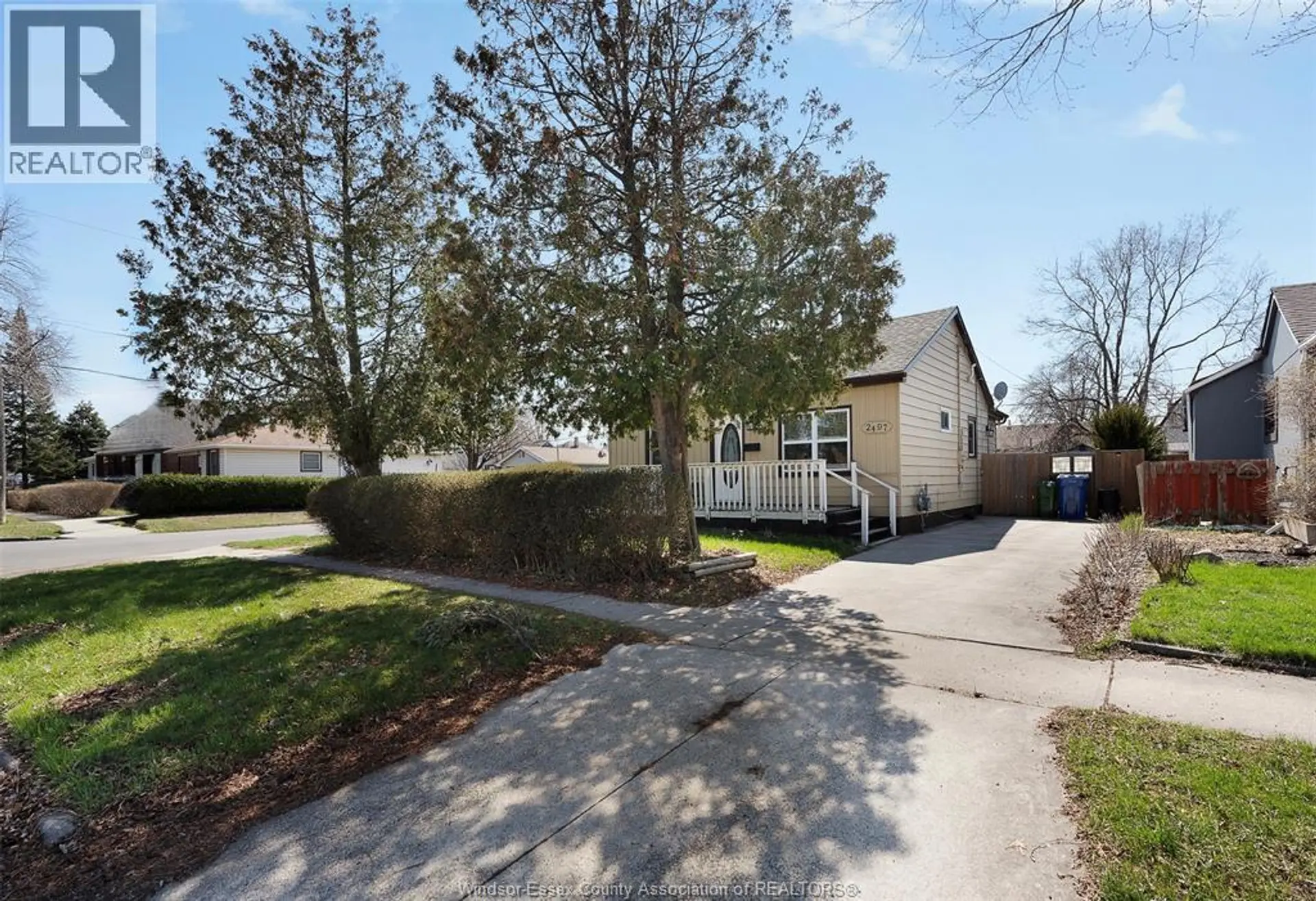 2497 CHANDLER - Image 1