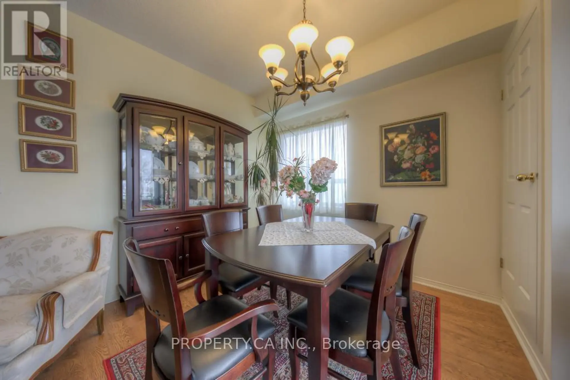 #301 778 SHEPPARD AVENUE W - Image 4